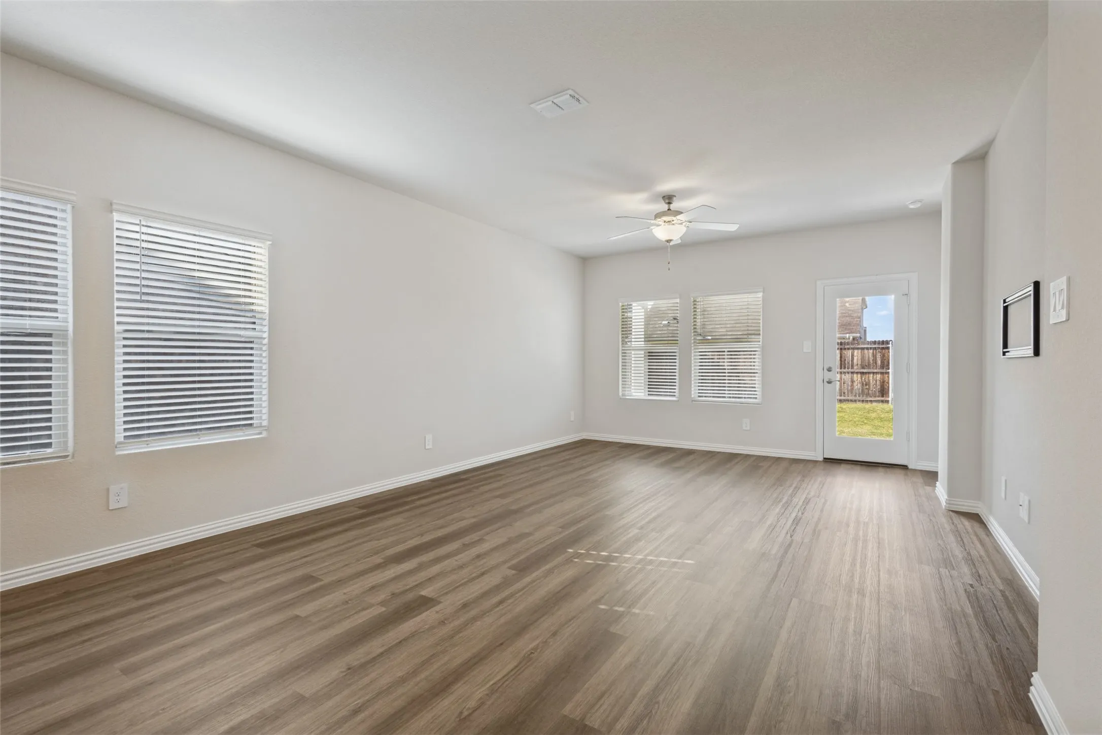 Single Family Residence For Sale in Collin County , 610 Hemingway Lane, Lowry Crossing, Texas 75069, 4 Bedroom, 2 Bathroom, 2 Garage spaces, 2,046 Sqft, built in 2024, mls#21375651, Real Estate Agent in Lowry Crossing, Homes For Sale in Collin county, Homes For Sale in Lowry Crossing, Realtor in Lowry Crossing Texas, Real Estate Brokerage Independent Realty Texas, Luminita Cordes Realtor
