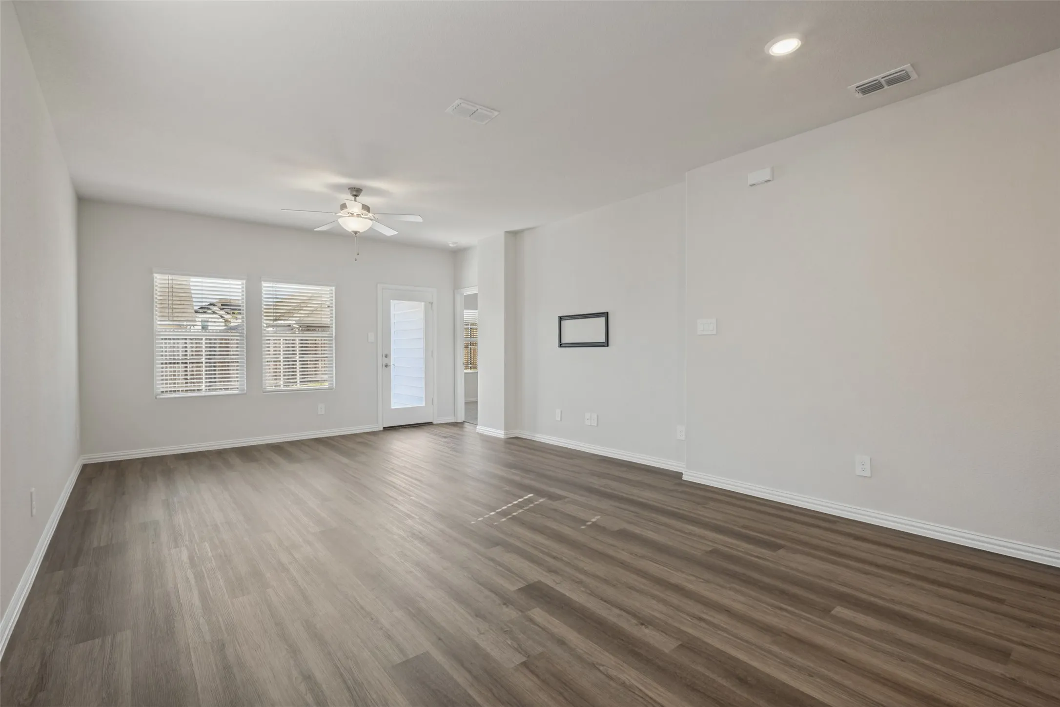 Single Family Residence For Sale in Collin County , 610 Hemingway Lane, Lowry Crossing, Texas 75069, 4 Bedroom, 2 Bathroom, 2 Garage spaces, 2,046 Sqft, built in 2024, mls#21375651, Real Estate Agent in Lowry Crossing, Homes For Sale in Collin county, Homes For Sale in Lowry Crossing, Realtor in Lowry Crossing Texas, Real Estate Brokerage Independent Realty Texas, Luminita Cordes Realtor