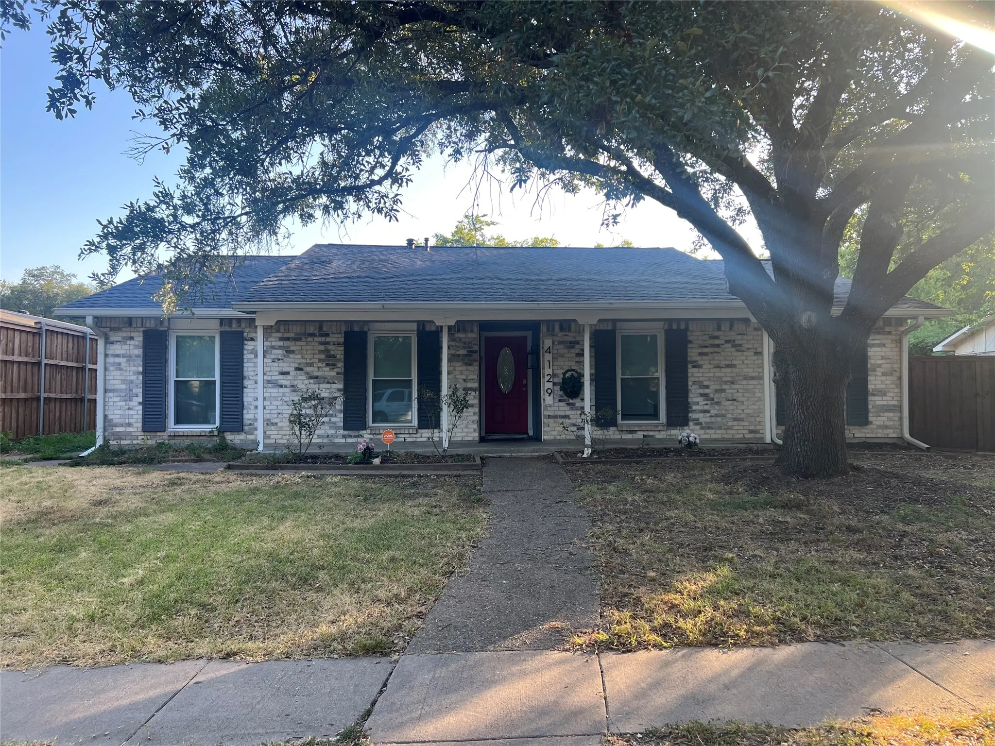 Single Family Residence For Sale in Dallas County , 4129 Mayflower Drive, Garland, Texas 75043, 4 Bedroom, 2 Bathroom, 2 Garage spaces, 1,934 Sqft, built in 1973, mls#21373554, Real Estate Agent in Garland, Homes For Sale in Dallas county, Homes For Sale in Garland, Realtor in Garland Texas, Real Estate Brokerage Independent Realty Texas, Luminita Cordes Realtor