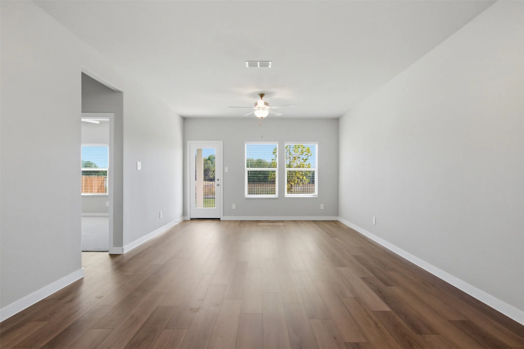 Single Family Residence For Rent in Collin County , 6015 Alderton Drive, Mc Kinney, Texas 75071, 3 Bedroom, 2 Bathroom, 2 Garage spaces, 1,551 Sqft, built in 2026, mls#21373842, Real Estate Agent in Mc Kinney, Homes For Rent in Collin county, Homes For Rent in Mc Kinney, Realtor in Mc Kinney Texas, Real Estate Brokerage Independent Realty Texas, Luminita Cordes Realtor