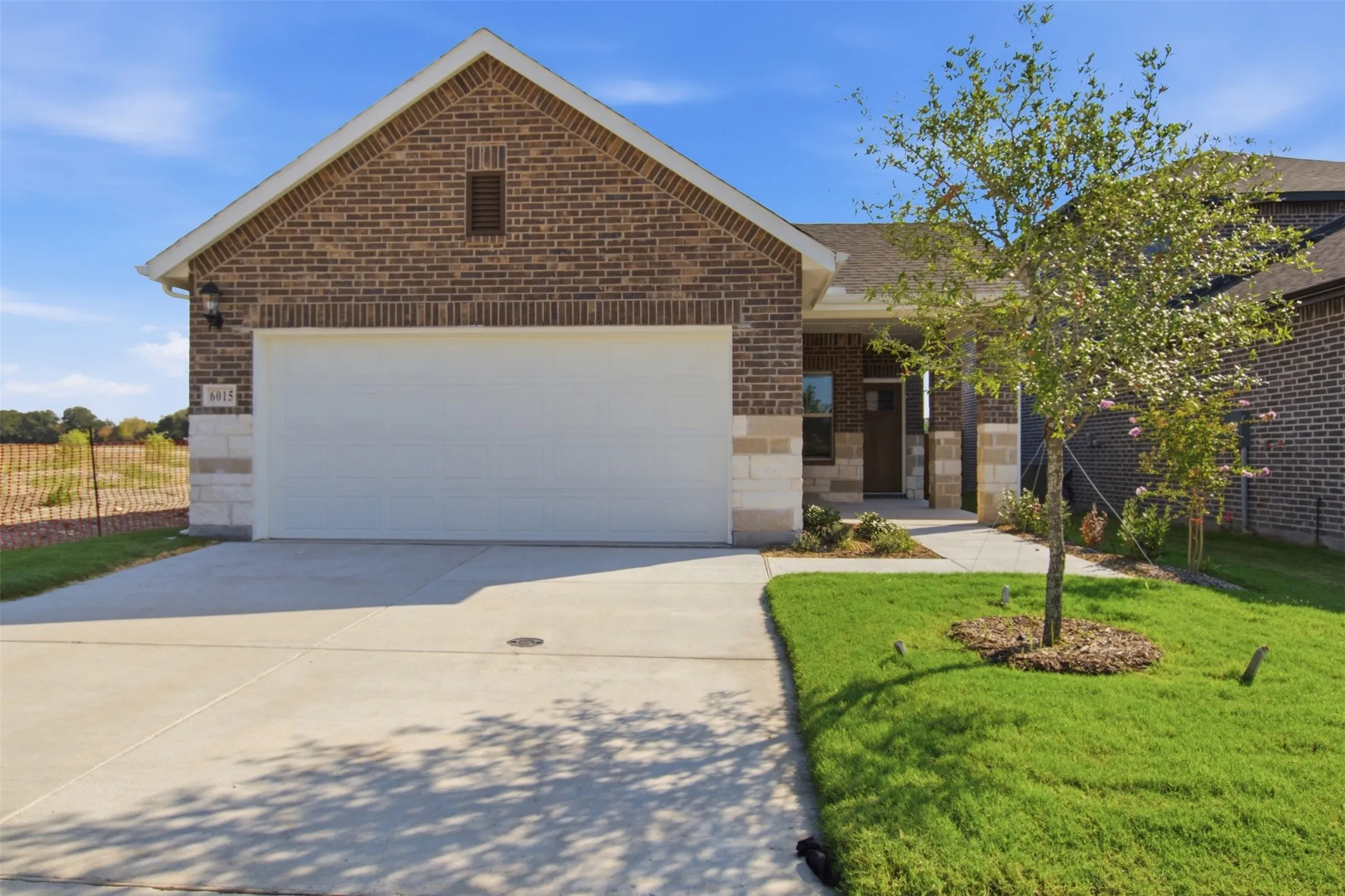 Single Family Residence For Rent in Collin County , 6015 Alderton Drive, Mc Kinney, Texas 75071, 3 Bedroom, 2 Bathroom, 2 Garage spaces, 1,551 Sqft, built in 2026, mls#21373842, Real Estate Agent in Mc Kinney, Homes For Rent in Collin county, Homes For Rent in Mc Kinney, Realtor in Mc Kinney Texas, Real Estate Brokerage Independent Realty Texas, Luminita Cordes Realtor