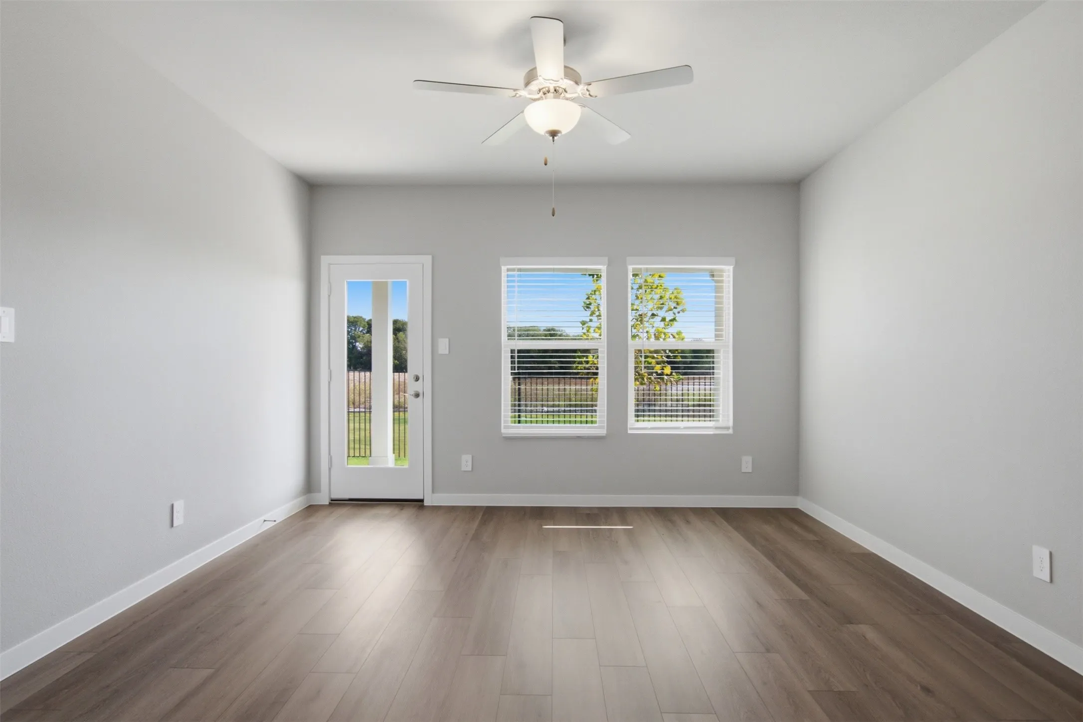 Single Family Residence For Rent in Collin County , 6015 Alderton Drive, Mc Kinney, Texas 75071, 3 Bedroom, 2 Bathroom, 2 Garage spaces, 1,551 Sqft, built in 2026, mls#21373842, Real Estate Agent in Mc Kinney, Homes For Rent in Collin county, Homes For Rent in Mc Kinney, Realtor in Mc Kinney Texas, Real Estate Brokerage Independent Realty Texas, Luminita Cordes Realtor