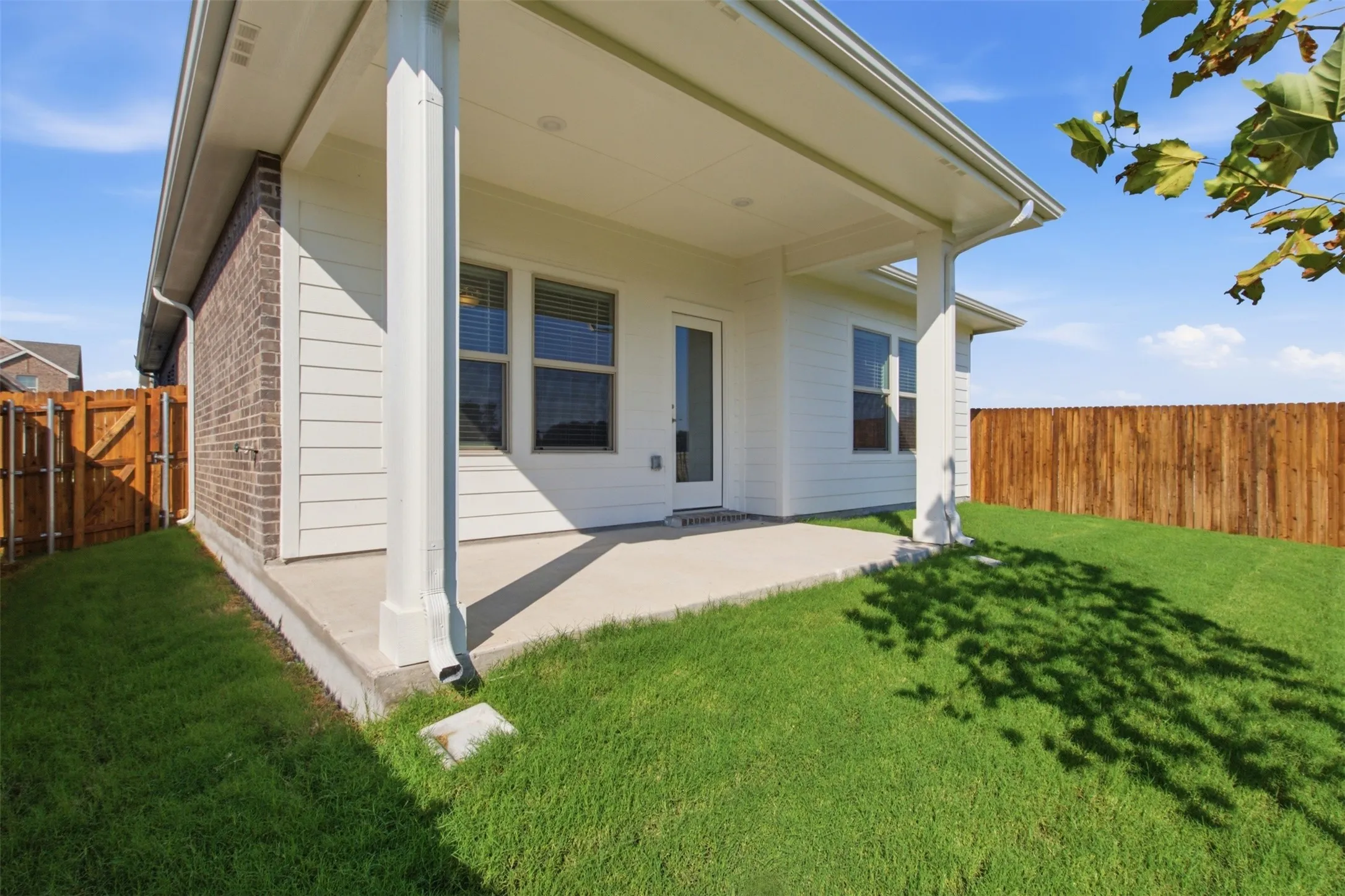 Single Family Residence For Rent in Collin County , 6015 Alderton Drive, Mc Kinney, Texas 75071, 3 Bedroom, 2 Bathroom, 2 Garage spaces, 1,551 Sqft, built in 2026, mls#21373842, Real Estate Agent in Mc Kinney, Homes For Rent in Collin county, Homes For Rent in Mc Kinney, Realtor in Mc Kinney Texas, Real Estate Brokerage Independent Realty Texas, Luminita Cordes Realtor