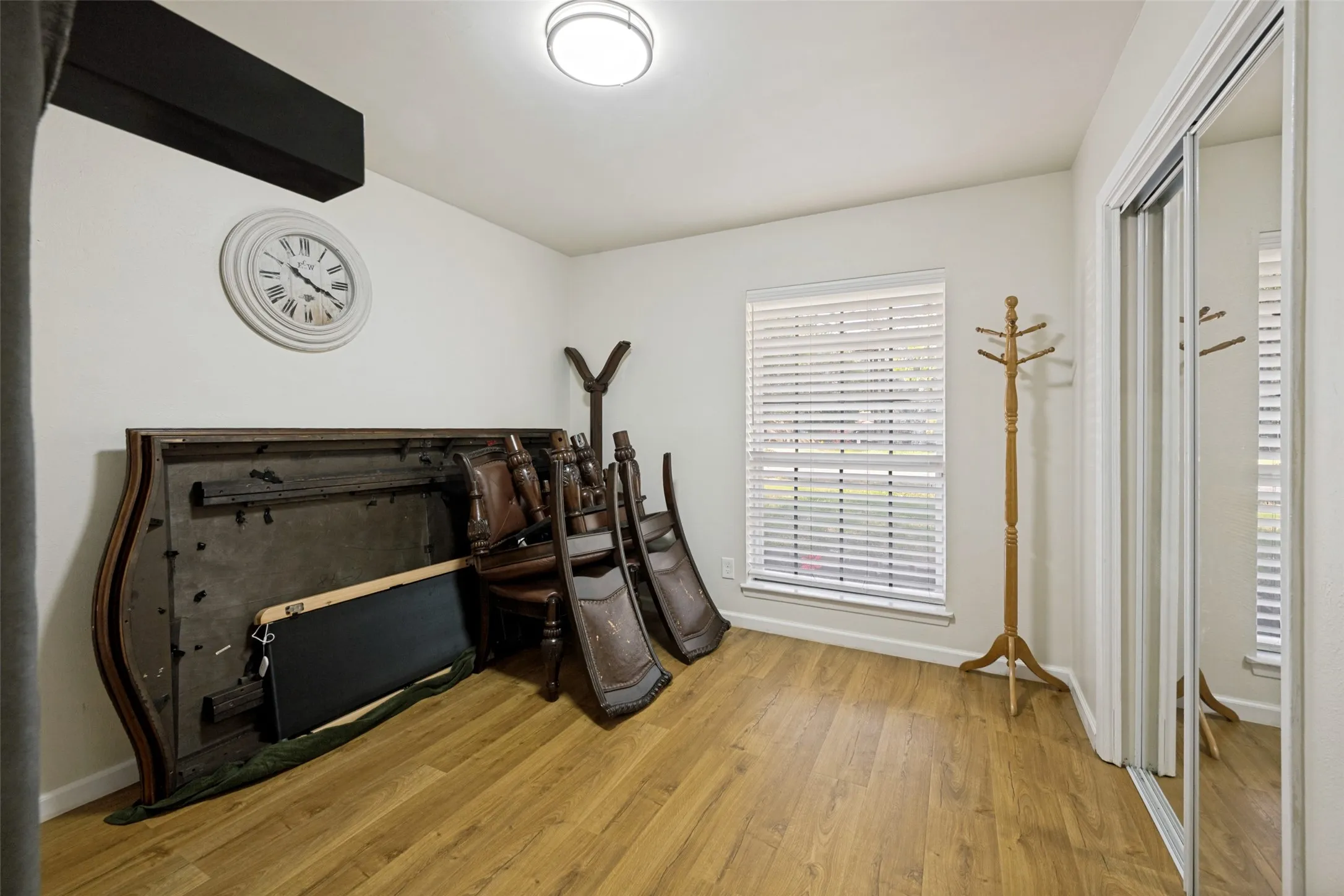 Single Family Residence For Sale in Tarrant County , 7008 Beaty Street, Fort Worth, Texas 76112, 3 Bedroom, 2 Bathroom, Garage spaces, 1,719 Sqft, built in 1971, mls#21371122, Real Estate Agent in Fort Worth, Homes For Sale in Tarrant county, Homes For Sale in Fort Worth, Realtor in Fort Worth Texas, Real Estate Brokerage Independent Realty Texas, Luminita Cordes Realtor
