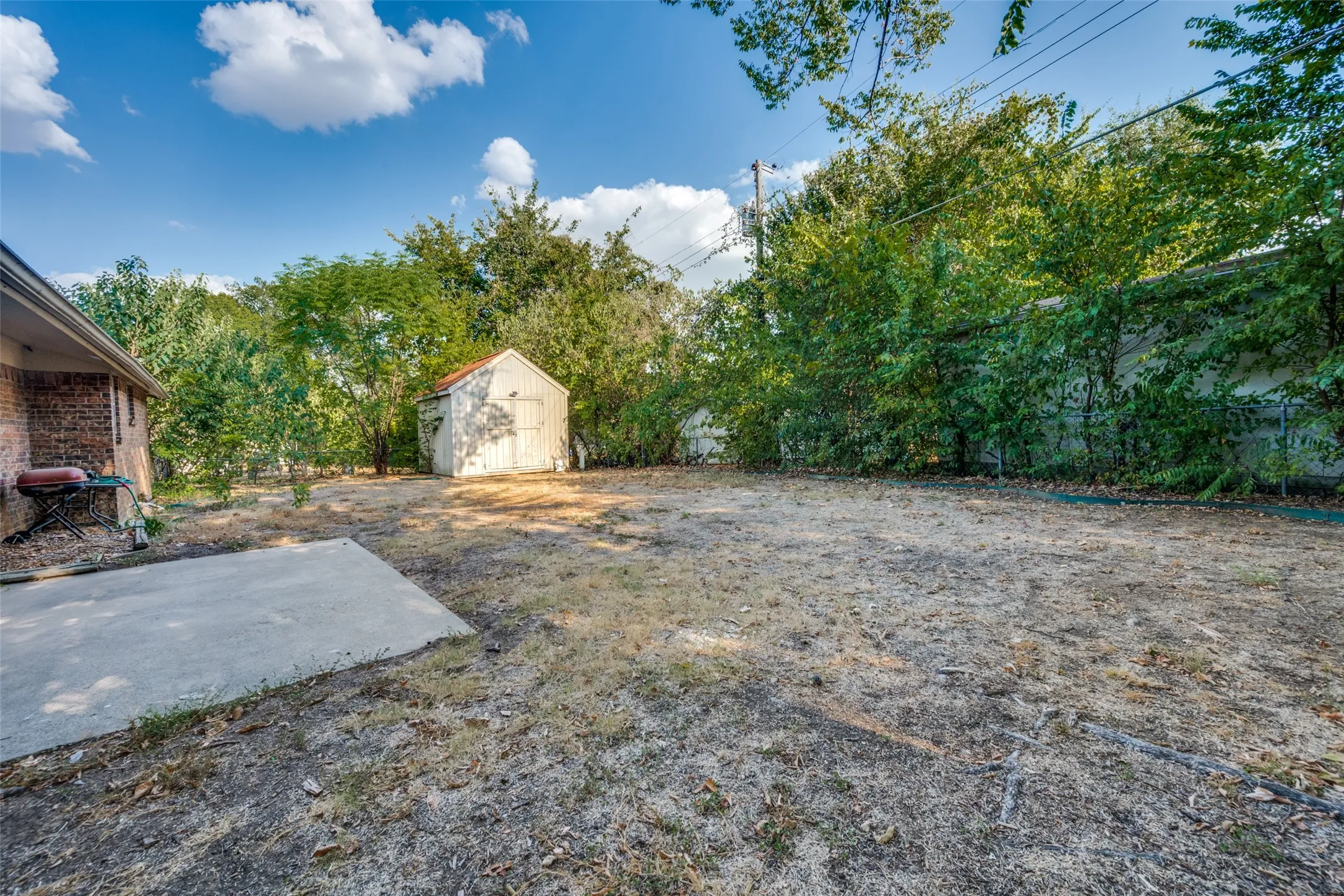 Single Family Residence For Sale in Tarrant County , 7008 Beaty Street, Fort Worth, Texas 76112, 3 Bedroom, 2 Bathroom, Garage spaces, 1,719 Sqft, built in 1971, mls#21371122, Real Estate Agent in Fort Worth, Homes For Sale in Tarrant county, Homes For Sale in Fort Worth, Realtor in Fort Worth Texas, Real Estate Brokerage Independent Realty Texas, Luminita Cordes Realtor