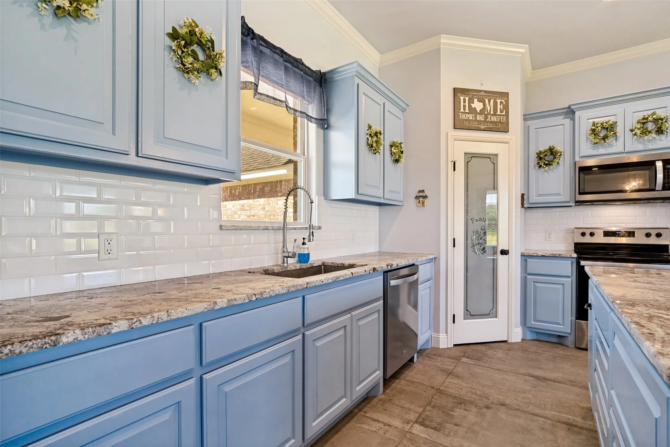 Single Family Residence For Rent in Hood County , 2128 Christine Drive, Granbury, Texas 76048, 3 Bedroom, 2 Bathroom, 2 Garage spaces, 1,844 Sqft, built in 2021, mls#21375678, Real Estate Agent in Granbury, Homes For Rent in Hood county, Homes For Rent in Granbury, Realtor in Granbury Texas, Real Estate Brokerage Independent Realty Texas, Luminita Cordes Realtor