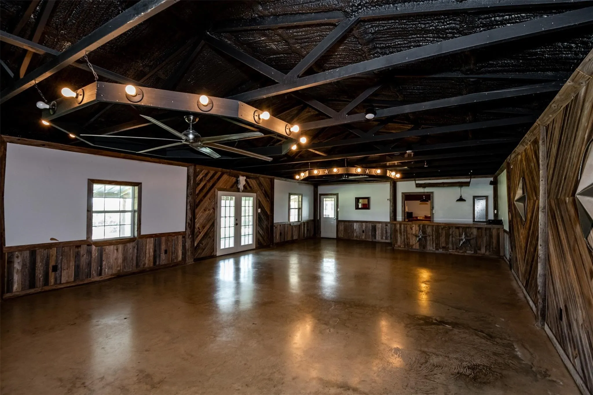 Business For Sale in Ellis County , 3921 S Highway 287, Waxahachie, Texas 75165, 0, 0, Garage spaces, 0 Sqft, built in 2012, mls#21374812, Real Estate Agent in Waxahachie, Homes For Sale in Ellis county, Homes For Sale in Waxahachie, Realtor in Waxahachie Texas, Real Estate Brokerage Independent Realty Texas, Luminita Cordes Realtor