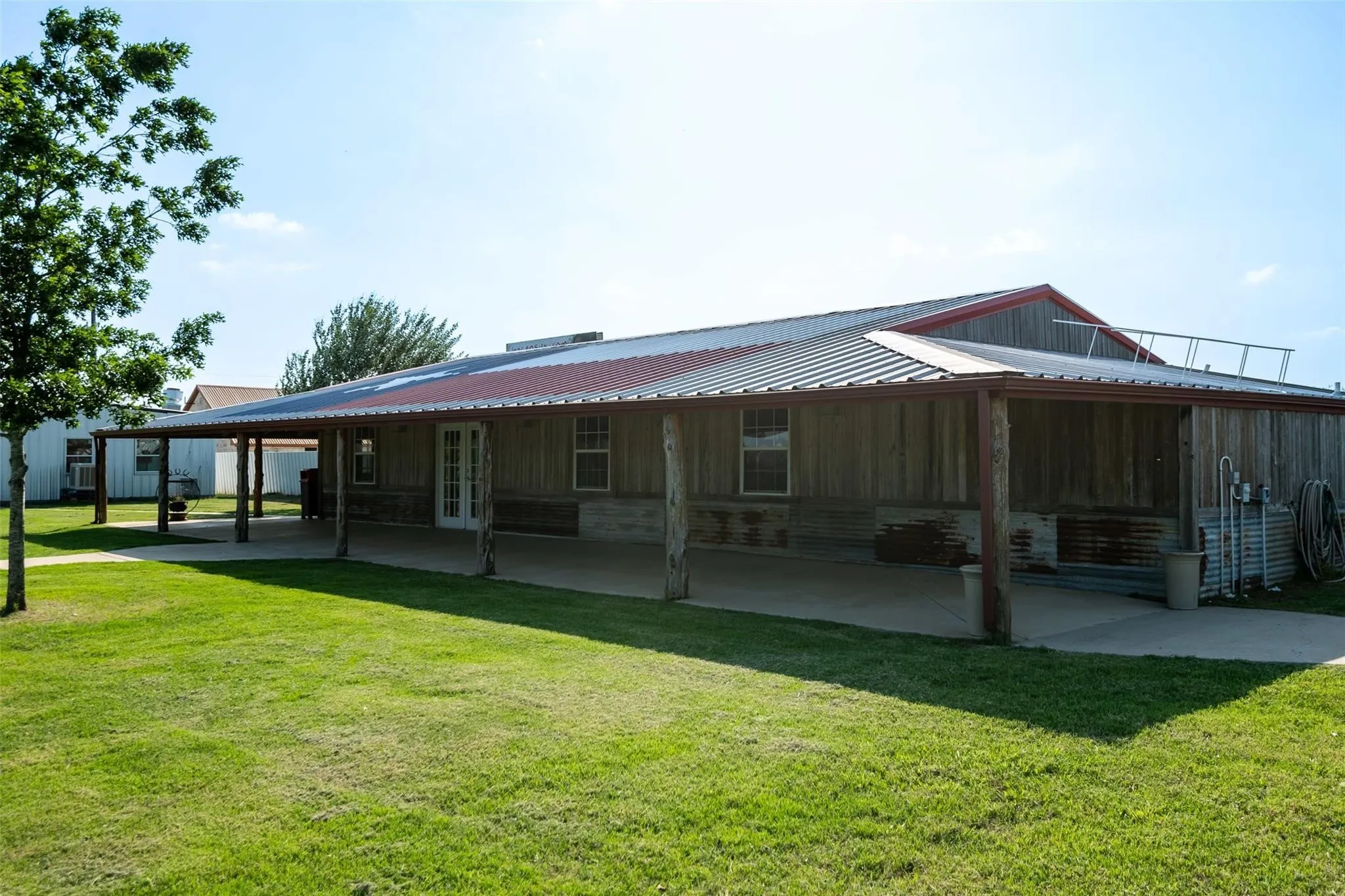 Business For Sale in Ellis County , 3921 S Highway 287, Waxahachie, Texas 75165, 0, 0, Garage spaces, 0 Sqft, built in 2012, mls#21374812, Real Estate Agent in Waxahachie, Homes For Sale in Ellis county, Homes For Sale in Waxahachie, Realtor in Waxahachie Texas, Real Estate Brokerage Independent Realty Texas, Luminita Cordes Realtor