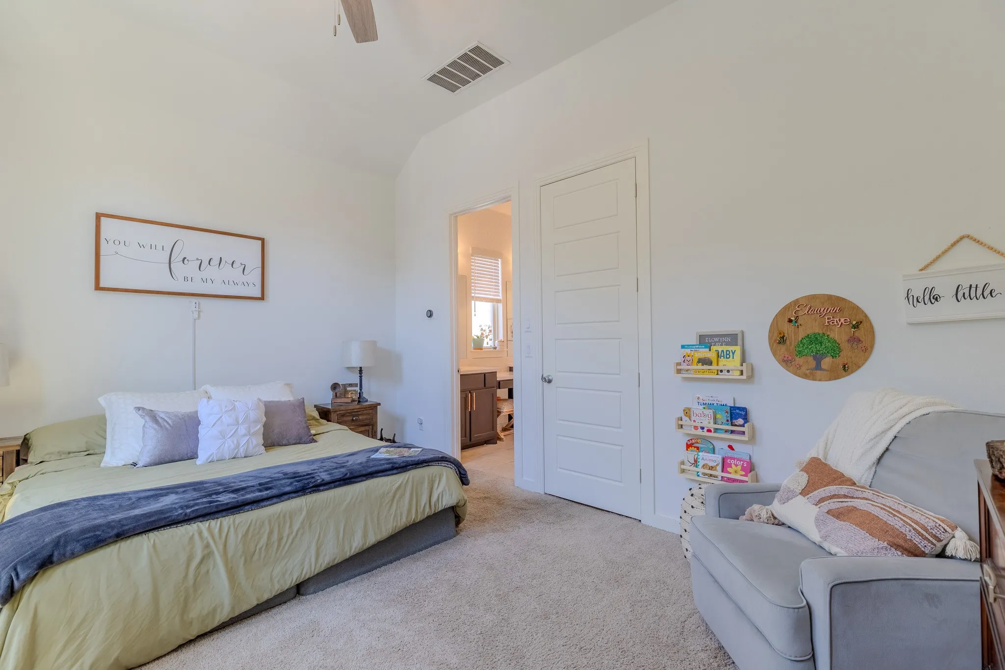 Single Family Residence For Sale in Denton County , 1801 Waxwing Trail, Northlake, Texas 76226, 4 Bedroom, 3 Bathroom, 2 Garage spaces, 2,074 Sqft, built in 2018, mls#21374162, Real Estate Agent in Northlake, Homes For Sale in Denton county, Homes For Sale in Northlake, Realtor in Northlake Texas, Real Estate Brokerage Independent Realty Texas, Luminita Cordes Realtor