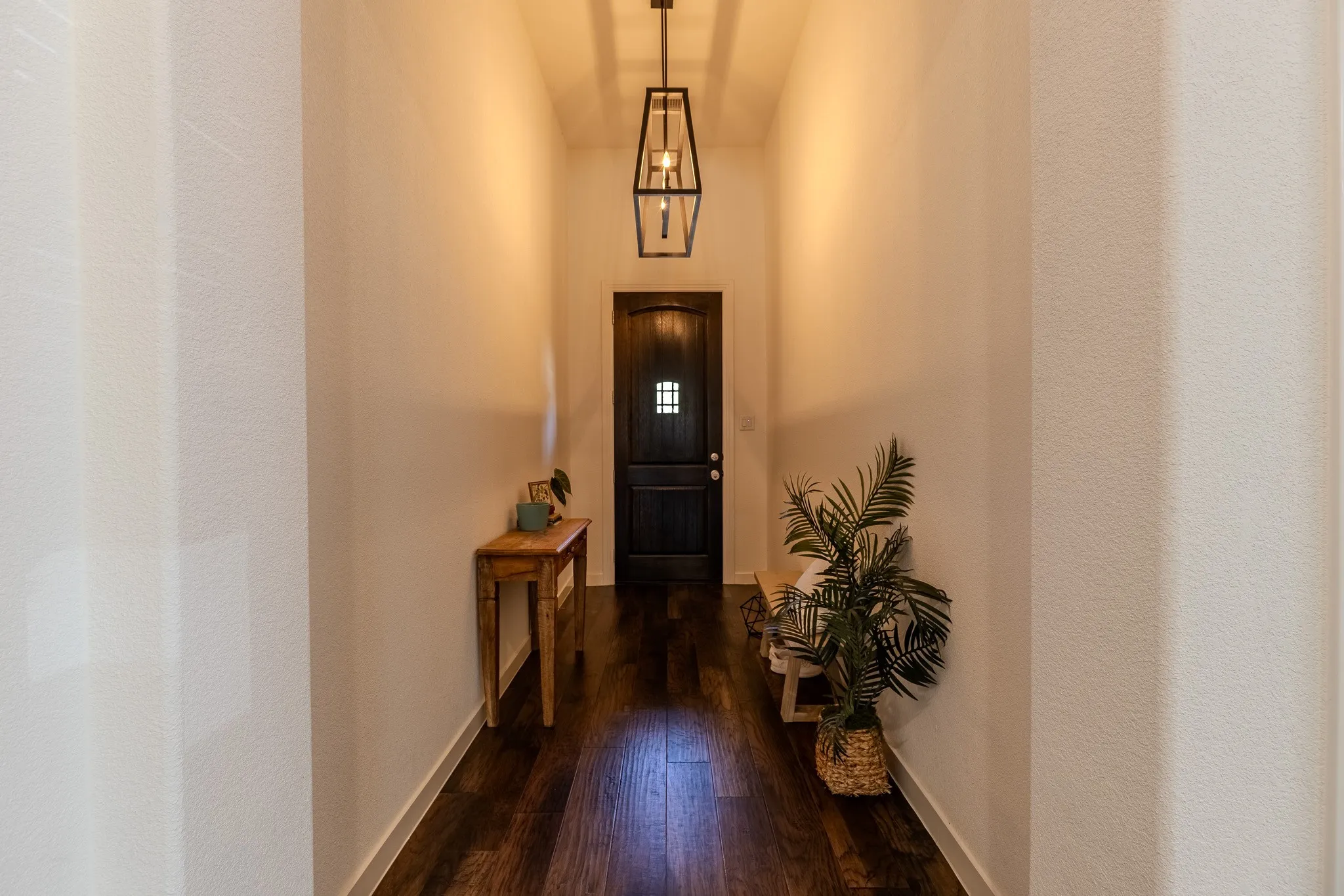 Single Family Residence For Sale in Denton County , 1801 Waxwing Trail, Northlake, Texas 76226, 4 Bedroom, 3 Bathroom, 2 Garage spaces, 2,074 Sqft, built in 2018, mls#21374162, Real Estate Agent in Northlake, Homes For Sale in Denton county, Homes For Sale in Northlake, Realtor in Northlake Texas, Real Estate Brokerage Independent Realty Texas, Luminita Cordes Realtor