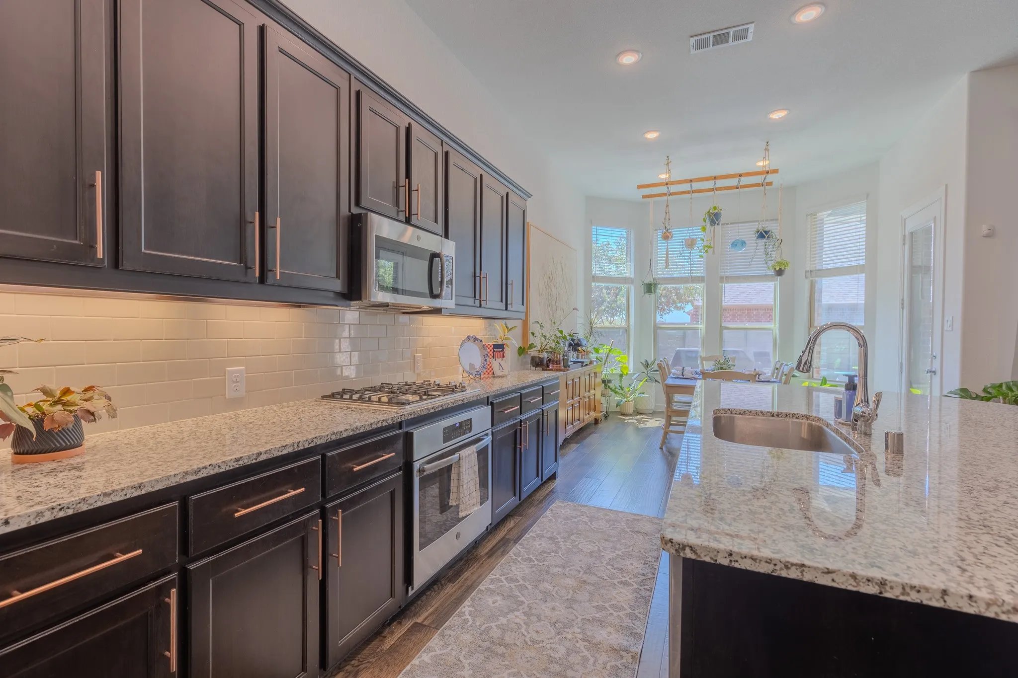 Single Family Residence For Sale in Denton County , 1801 Waxwing Trail, Northlake, Texas 76226, 4 Bedroom, 3 Bathroom, 2 Garage spaces, 2,074 Sqft, built in 2018, mls#21374162, Real Estate Agent in Northlake, Homes For Sale in Denton county, Homes For Sale in Northlake, Realtor in Northlake Texas, Real Estate Brokerage Independent Realty Texas, Luminita Cordes Realtor