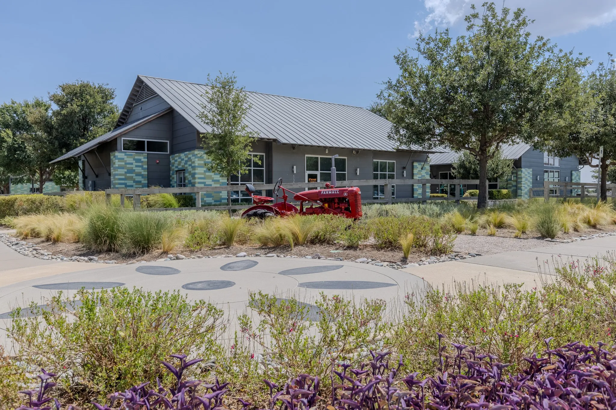 Single Family Residence For Sale in Denton County , 1801 Waxwing Trail, Northlake, Texas 76226, 4 Bedroom, 3 Bathroom, 2 Garage spaces, 2,074 Sqft, built in 2018, mls#21374162, Real Estate Agent in Northlake, Homes For Sale in Denton county, Homes For Sale in Northlake, Realtor in Northlake Texas, Real Estate Brokerage Independent Realty Texas, Luminita Cordes Realtor
