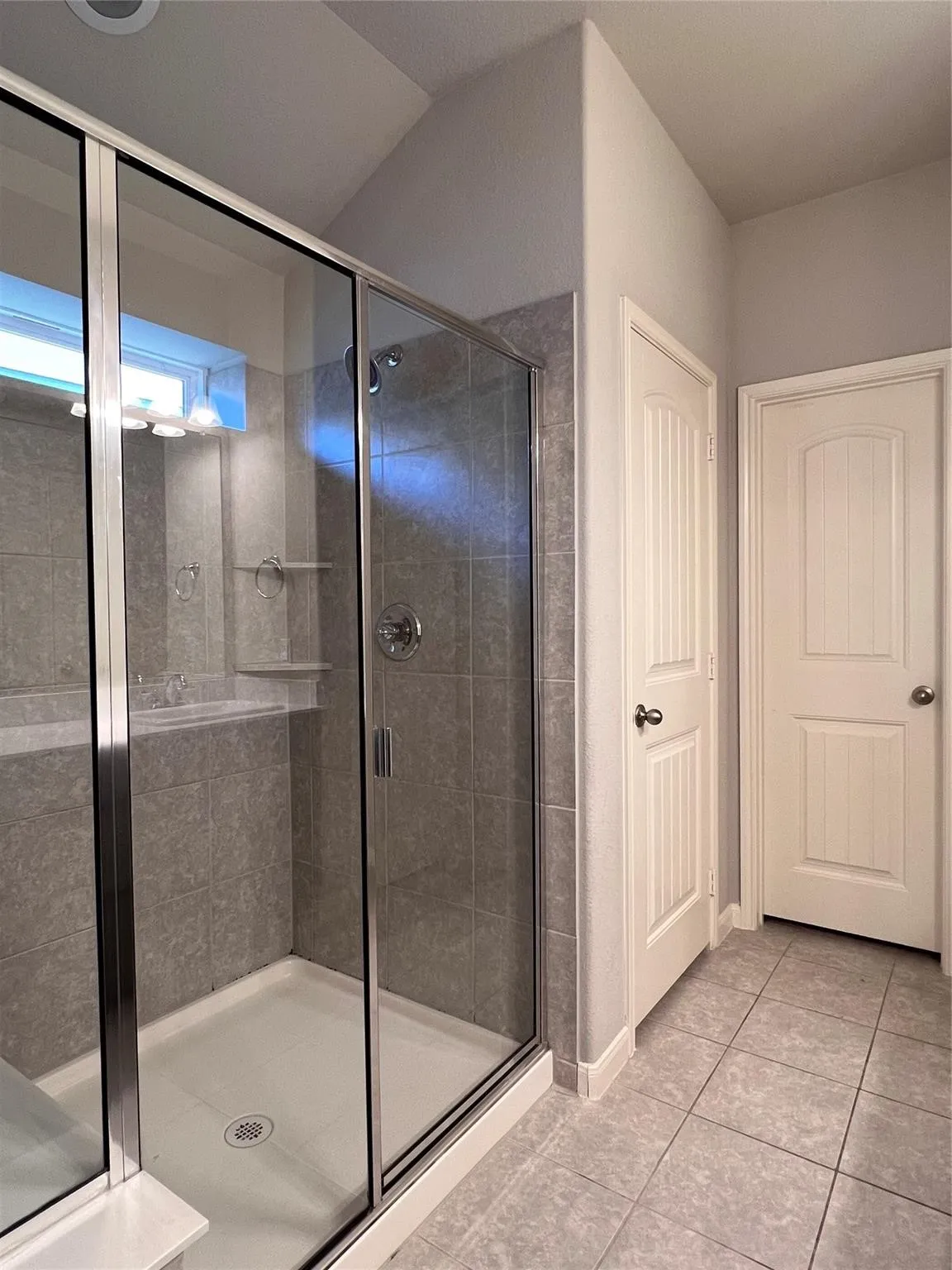 Single Family Residence For Rent in Kaufman County , 4505 Elderberry Street, Forney, Texas 75126, 3 Bedroom, 2 Bathroom, 2 Garage spaces, 1,598 Sqft, built in 2016, mls#21367145, Real Estate Agent in Forney, Homes For Rent in Kaufman county, Homes For Rent in Forney, Realtor in Forney Texas, Real Estate Brokerage Independent Realty Texas, Luminita Cordes Realtor