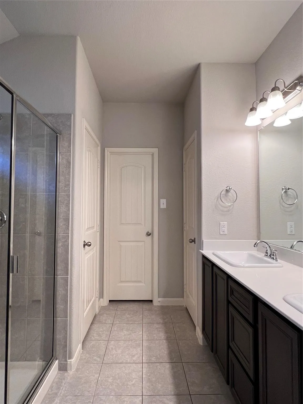 Single Family Residence For Rent in Kaufman County , 4505 Elderberry Street, Forney, Texas 75126, 3 Bedroom, 2 Bathroom, 2 Garage spaces, 1,598 Sqft, built in 2016, mls#21367145, Real Estate Agent in Forney, Homes For Rent in Kaufman county, Homes For Rent in Forney, Realtor in Forney Texas, Real Estate Brokerage Independent Realty Texas, Luminita Cordes Realtor