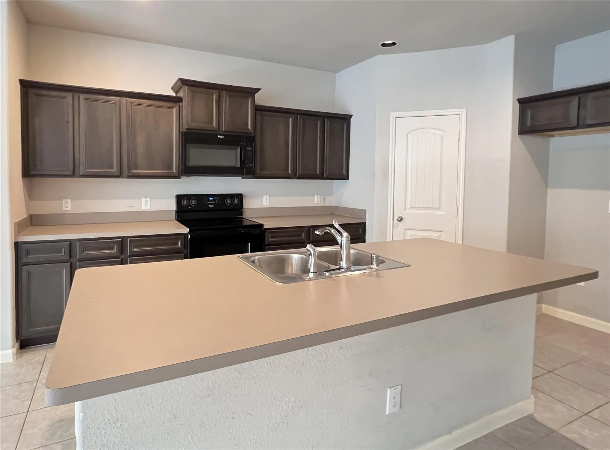 Single Family Residence For Rent in Kaufman County , 4505 Elderberry Street, Forney, Texas 75126, 3 Bedroom, 2 Bathroom, 2 Garage spaces, 1,598 Sqft, built in 2016, mls#21367145, Real Estate Agent in Forney, Homes For Rent in Kaufman county, Homes For Rent in Forney, Realtor in Forney Texas, Real Estate Brokerage Independent Realty Texas, Luminita Cordes Realtor