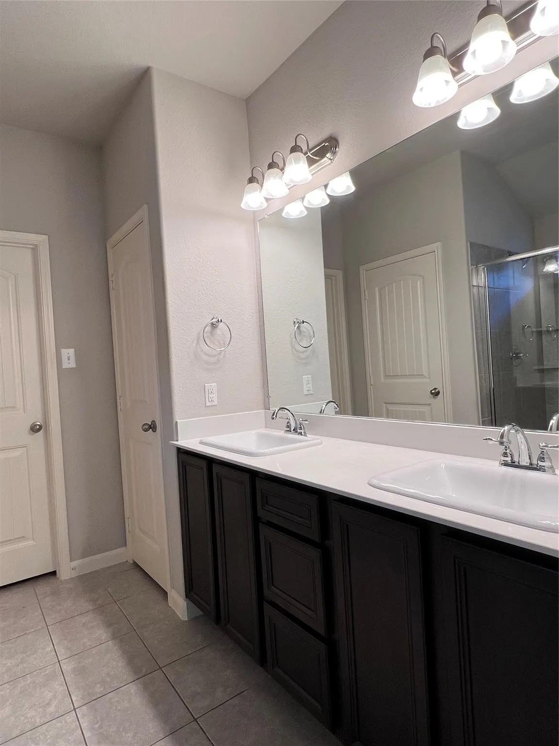 Single Family Residence For Rent in Kaufman County , 4505 Elderberry Street, Forney, Texas 75126, 3 Bedroom, 2 Bathroom, 2 Garage spaces, 1,598 Sqft, built in 2016, mls#21367145, Real Estate Agent in Forney, Homes For Rent in Kaufman county, Homes For Rent in Forney, Realtor in Forney Texas, Real Estate Brokerage Independent Realty Texas, Luminita Cordes Realtor