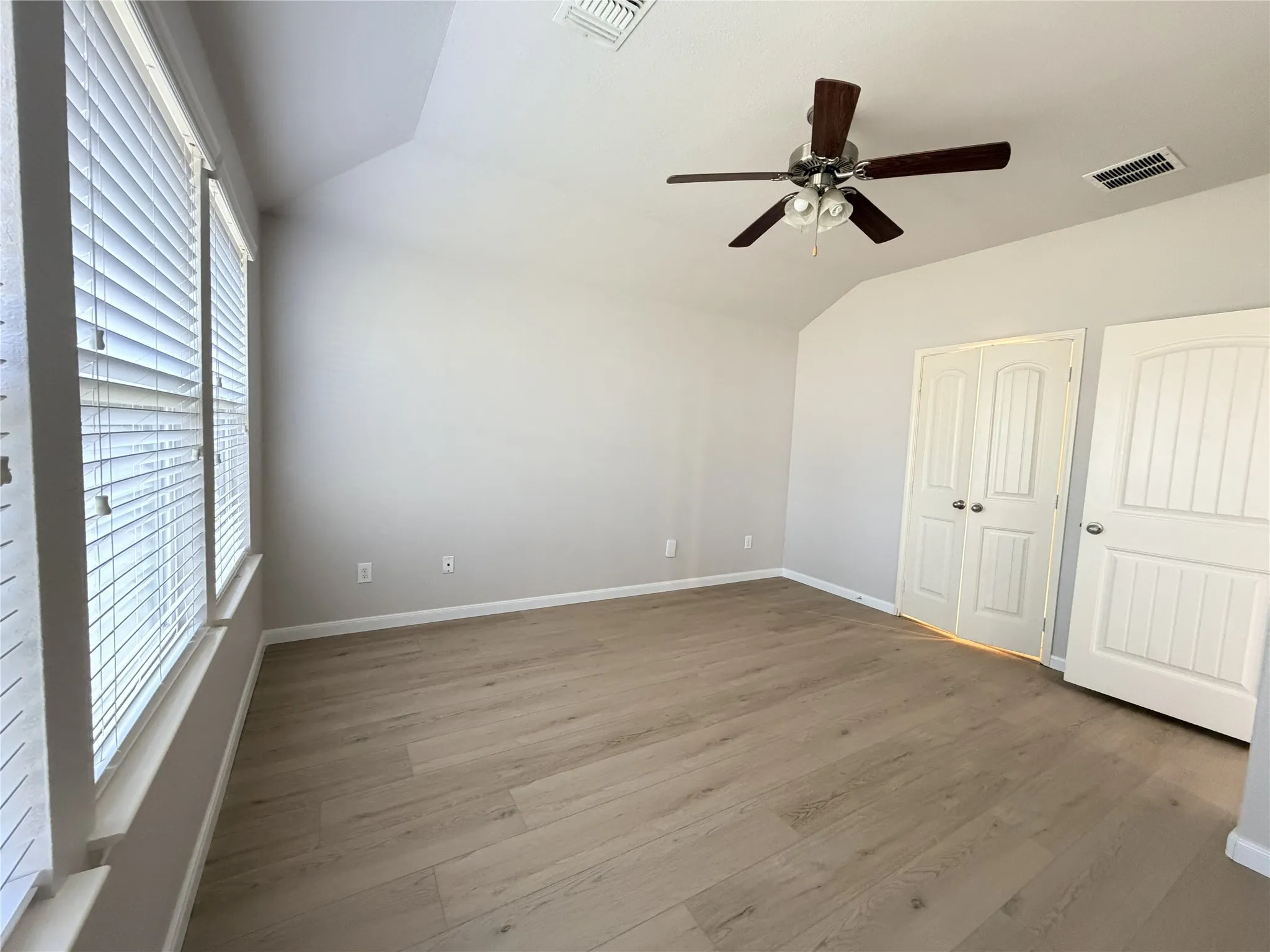 Single Family Residence For Rent in Kaufman County , 4505 Elderberry Street, Forney, Texas 75126, 3 Bedroom, 2 Bathroom, 2 Garage spaces, 1,598 Sqft, built in 2016, mls#21367145, Real Estate Agent in Forney, Homes For Rent in Kaufman county, Homes For Rent in Forney, Realtor in Forney Texas, Real Estate Brokerage Independent Realty Texas, Luminita Cordes Realtor