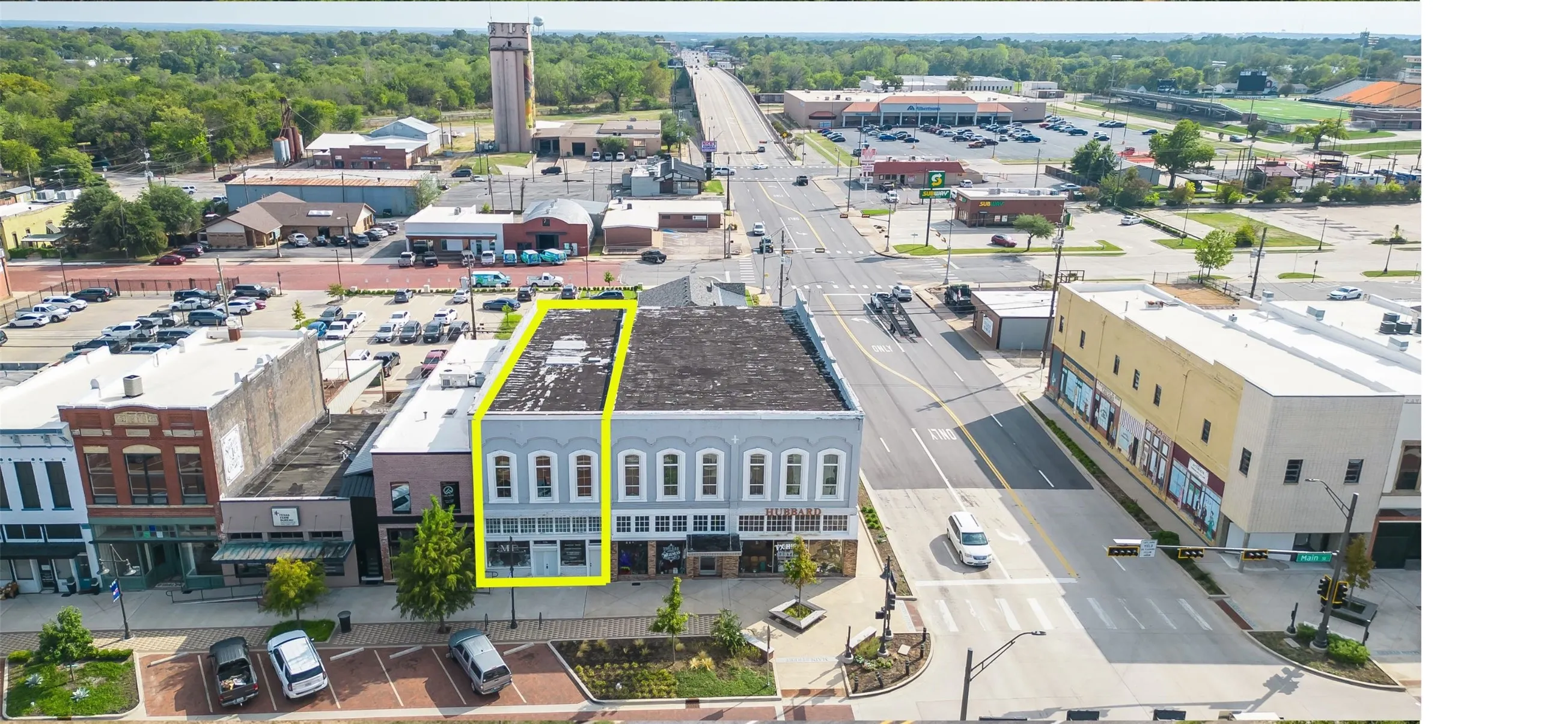 Retail For Rent in Grayson County , 126 W Main Street, Denison, Texas 75021, 0, 0, Garage spaces, 0 Sqft, built in 1900, mls#21375662, Real Estate Agent in Denison, Homes For Rent in Grayson county, Homes For Rent in Denison, Realtor in Denison Texas, Real Estate Brokerage Independent Realty Texas, Luminita Cordes Realtor