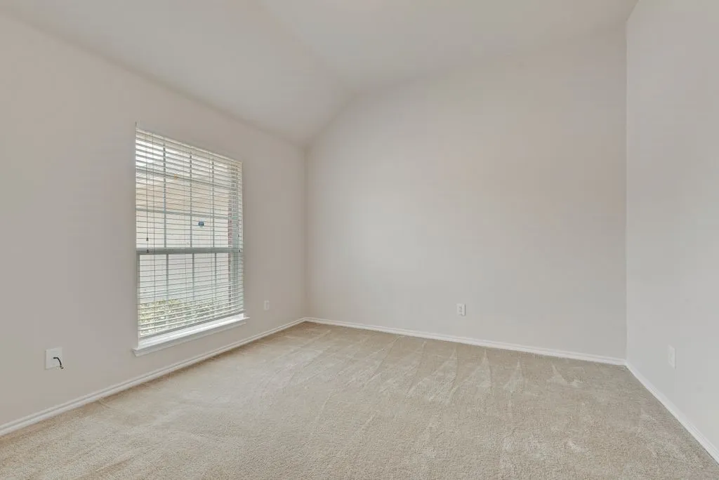 Single Family Residence For Rent in Dallas County , 1113 Noblewood Drive, Glenn Heights, Texas 75154, 3 Bedroom, 2 Bathroom, 2 Garage spaces, 2,148 Sqft, built in 2005, mls#21375692, Real Estate Agent in Glenn Heights, Homes For Rent in Dallas county, Homes For Rent in Glenn Heights, Realtor in Glenn Heights Texas, Real Estate Brokerage Independent Realty Texas, Luminita Cordes Realtor