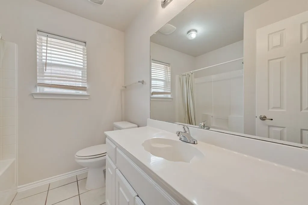 Single Family Residence For Rent in Dallas County , 1113 Noblewood Drive, Glenn Heights, Texas 75154, 3 Bedroom, 2 Bathroom, 2 Garage spaces, 2,148 Sqft, built in 2005, mls#21375692, Real Estate Agent in Glenn Heights, Homes For Rent in Dallas county, Homes For Rent in Glenn Heights, Realtor in Glenn Heights Texas, Real Estate Brokerage Independent Realty Texas, Luminita Cordes Realtor