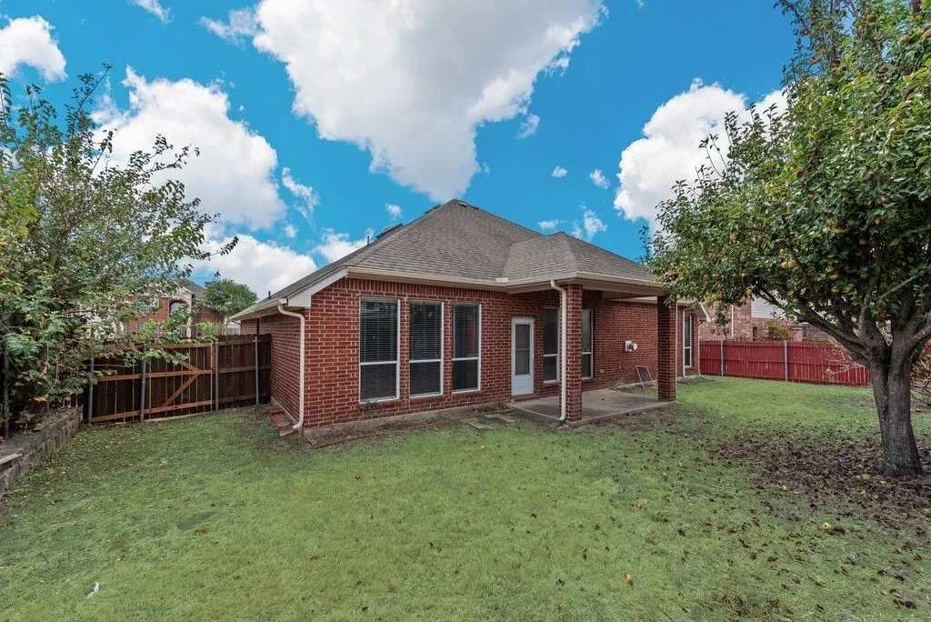 Single Family Residence For Rent in Dallas County , 1113 Noblewood Drive, Glenn Heights, Texas 75154, 3 Bedroom, 2 Bathroom, 2 Garage spaces, 2,148 Sqft, built in 2005, mls#21375692, Real Estate Agent in Glenn Heights, Homes For Rent in Dallas county, Homes For Rent in Glenn Heights, Realtor in Glenn Heights Texas, Real Estate Brokerage Independent Realty Texas, Luminita Cordes Realtor