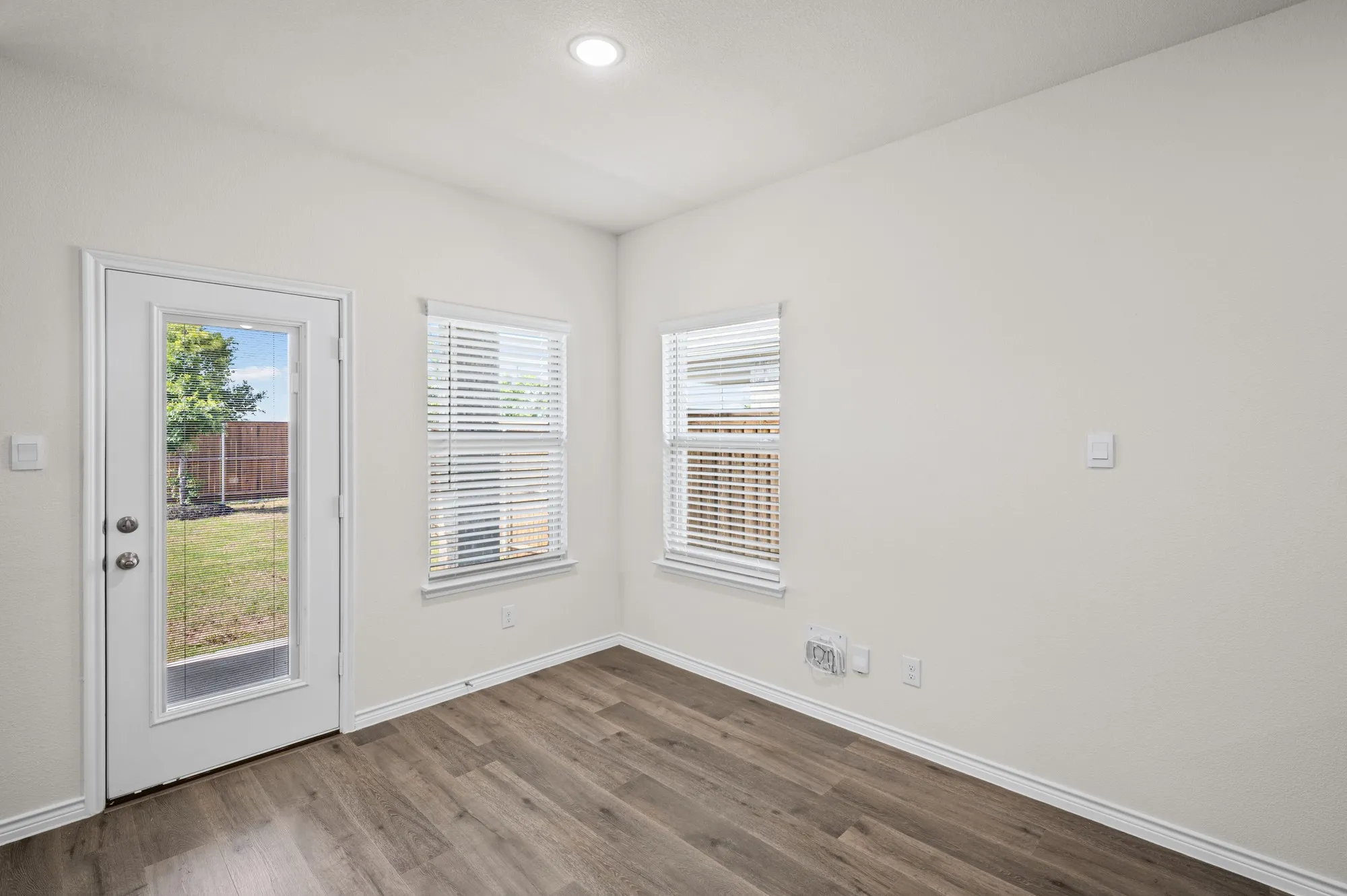 Single Family Residence For Sale in Denton County , 6036 Tudor Place, Celina, Texas 76227, 4 Bedroom, 3 Bathroom, 2 Garage spaces, 2,494 Sqft, built in 2023, mls#21375693, Real Estate Agent in Celina, Homes For Sale in Denton county, Homes For Sale in Celina, Realtor in Celina Texas, Real Estate Brokerage Independent Realty Texas, Luminita Cordes Realtor