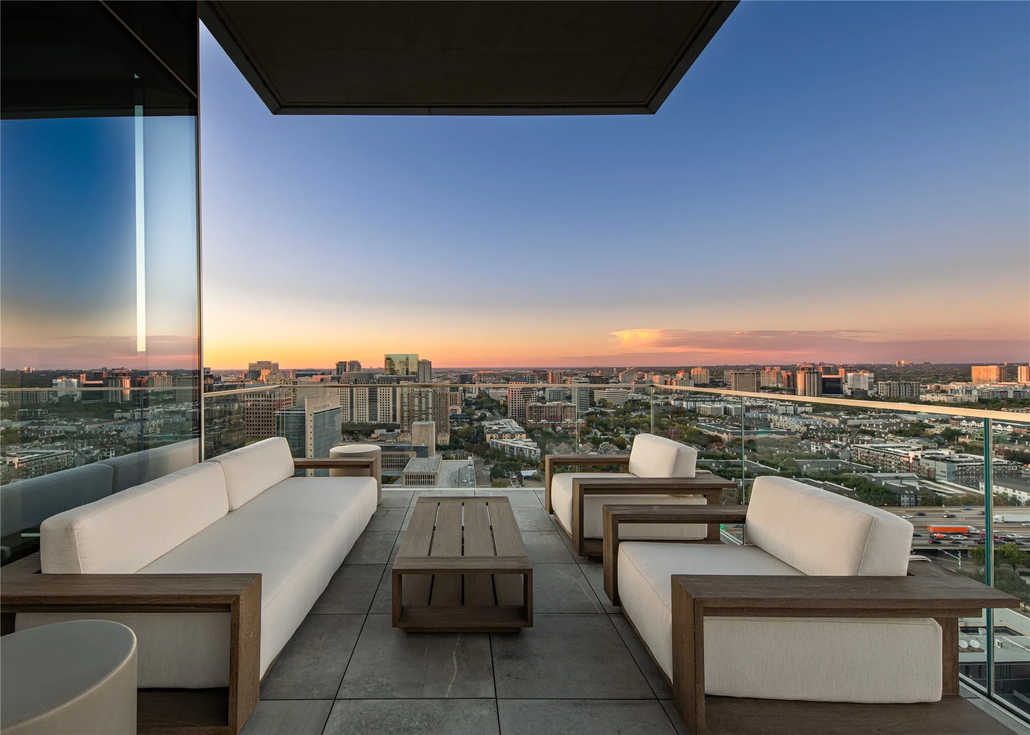 Condominium For Sale in Dallas County , 1747 Leonard Street 2301, Dallas, Texas 75201, 3 Bedroom, 4 Bathroom, 3 Garage spaces, 4,597 Sqft, built in 2024, mls#21374963, Real Estate Agent in Dallas, Homes For Sale in Dallas county, Homes For Sale in Dallas, Realtor in Dallas Texas, Real Estate Brokerage Independent Realty Texas, Luminita Cordes Realtor