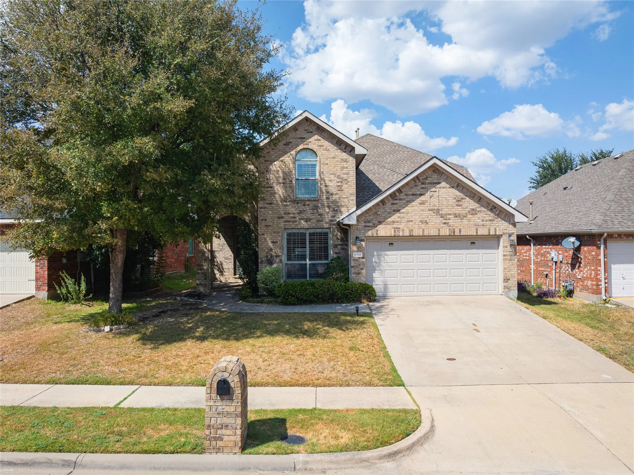 Single Family Residence For Sale in Collin County , 8216 Livingston Lane, Mc Kinney, Texas 75072, 5 Bedroom, 3 Bathroom, 2 Garage spaces, 2,979 Sqft, built in 2005, mls#21375537, Real Estate Agent in Mc Kinney, Homes For Sale in Collin county, Homes For Sale in Mc Kinney, Realtor in Mc Kinney Texas, Real Estate Brokerage Independent Realty Texas, Luminita Cordes Realtor
