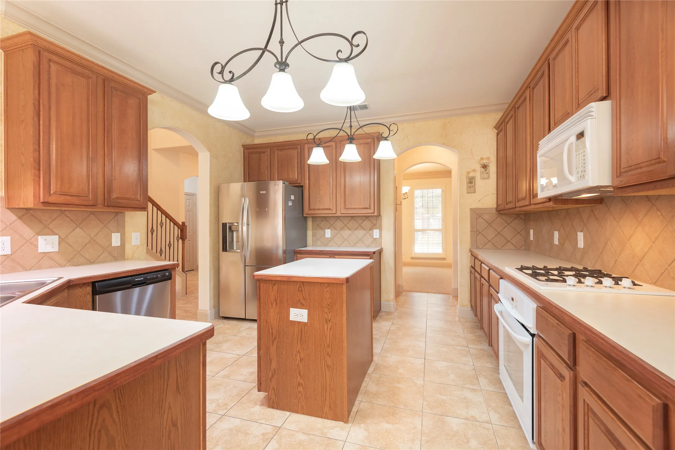 Abundance of counters, cabinets, preparation and serviing island