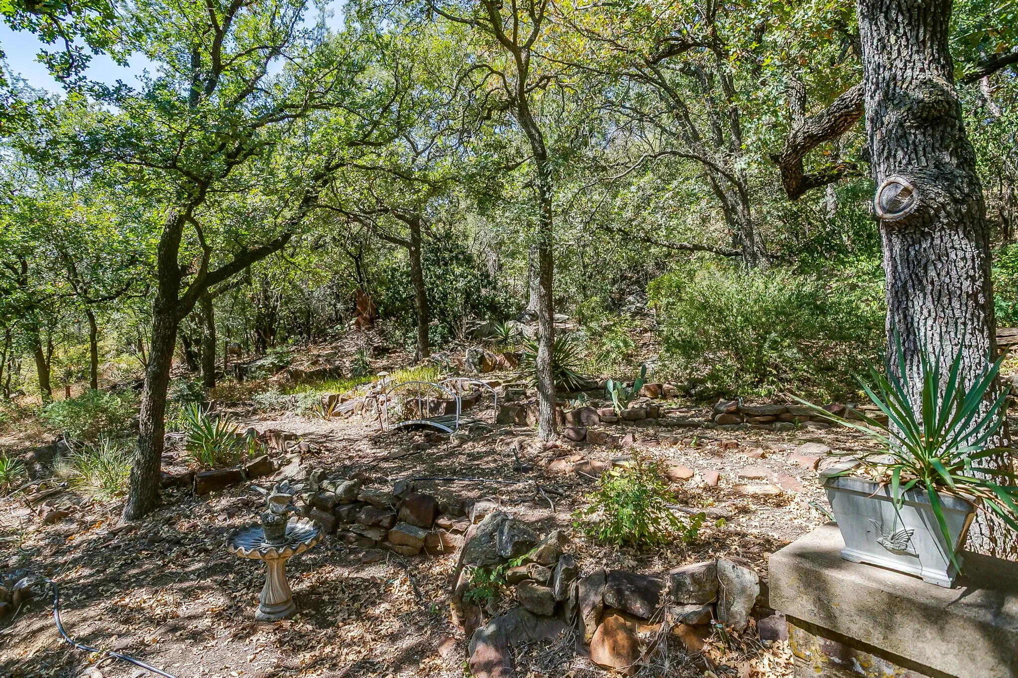 Single Family Residence For Sale in Palo Pinto County , 620 NW 6th Street, Mineral Wells, Texas 76067, 4 Bedroom, 2 Bathroom, Garage spaces, 2,649 Sqft, built in 1929, mls#21375037, Real Estate Agent in Mineral Wells, Homes For Sale in Palo Pinto county, Homes For Sale in Mineral Wells, Realtor in Mineral Wells Texas, Real Estate Brokerage Independent Realty Texas, Luminita Cordes Realtor