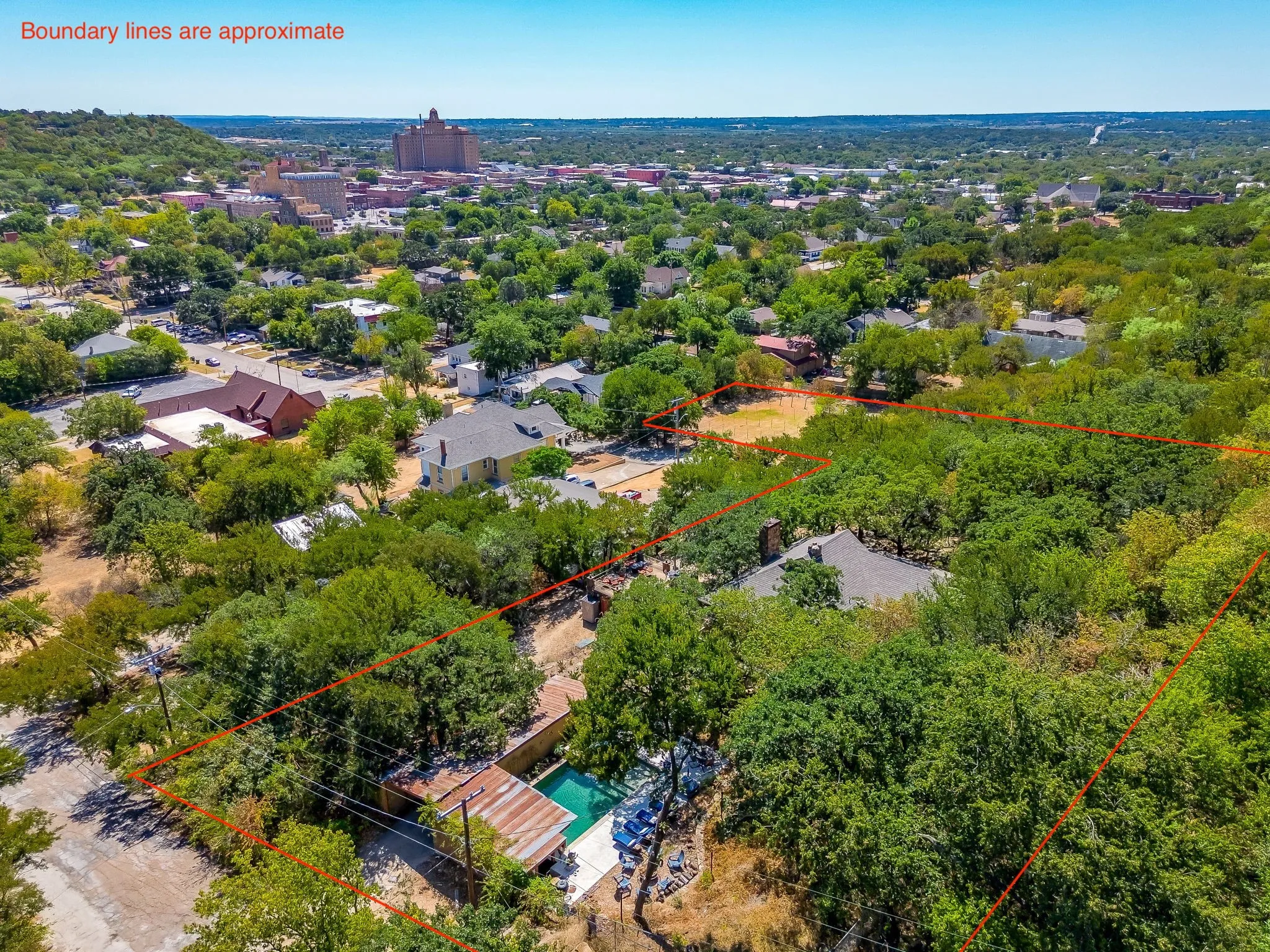 Single Family Residence For Sale in Palo Pinto County , 620 NW 6th Street, Mineral Wells, Texas 76067, 4 Bedroom, 2 Bathroom, Garage spaces, 2,649 Sqft, built in 1929, mls#21375037, Real Estate Agent in Mineral Wells, Homes For Sale in Palo Pinto county, Homes For Sale in Mineral Wells, Realtor in Mineral Wells Texas, Real Estate Brokerage Independent Realty Texas, Luminita Cordes Realtor