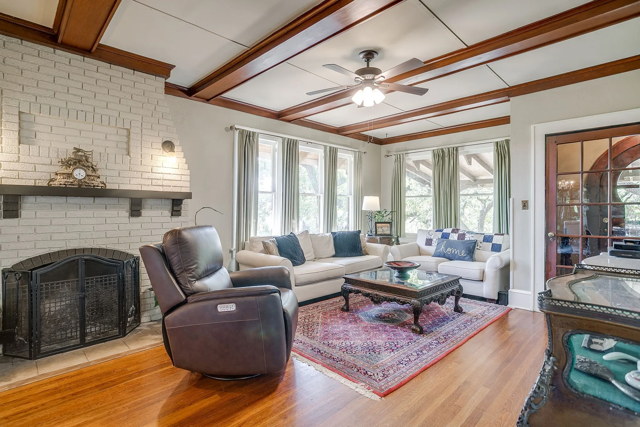 Single Family Residence For Sale in Palo Pinto County , 620 NW 6th Street, Mineral Wells, Texas 76067, 4 Bedroom, 2 Bathroom, Garage spaces, 2,649 Sqft, built in 1929, mls#21375037, Real Estate Agent in Mineral Wells, Homes For Sale in Palo Pinto county, Homes For Sale in Mineral Wells, Realtor in Mineral Wells Texas, Real Estate Brokerage Independent Realty Texas, Luminita Cordes Realtor