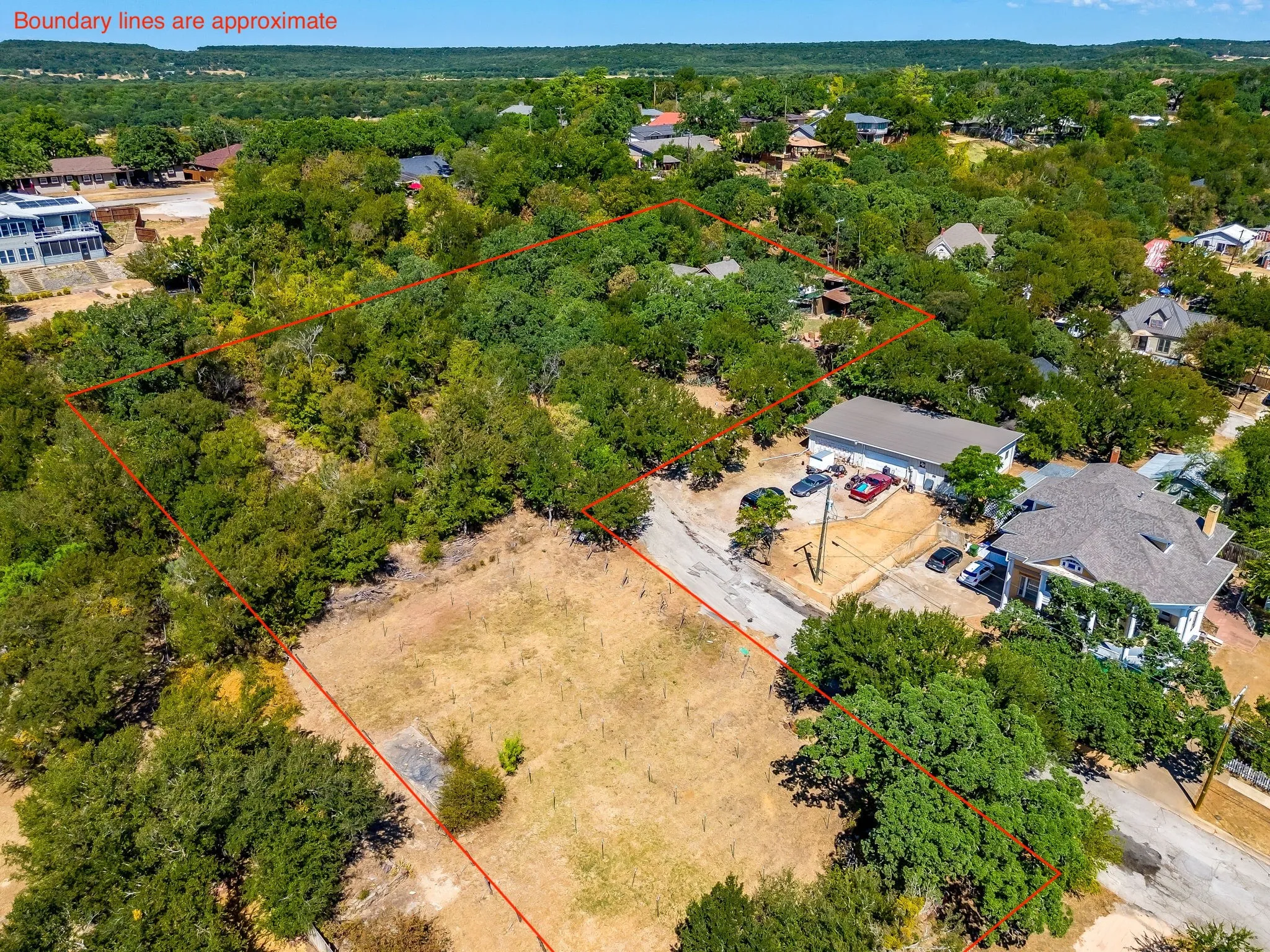 Single Family Residence For Sale in Palo Pinto County , 620 NW 6th Street, Mineral Wells, Texas 76067, 4 Bedroom, 2 Bathroom, Garage spaces, 2,649 Sqft, built in 1929, mls#21375037, Real Estate Agent in Mineral Wells, Homes For Sale in Palo Pinto county, Homes For Sale in Mineral Wells, Realtor in Mineral Wells Texas, Real Estate Brokerage Independent Realty Texas, Luminita Cordes Realtor