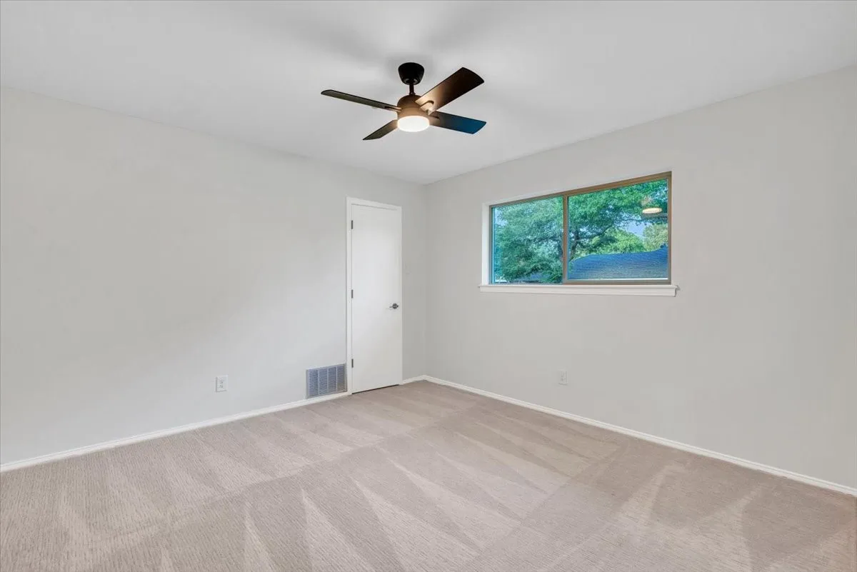 Single Family Residence For Sale in Collin County , 2801 W Aspen Court, Plano, Texas 75075, 4 Bedroom, 3 Bathroom, 2 Garage spaces, 2,831 Sqft, built in 1975, mls#21375603, Real Estate Agent in Plano, Homes For Sale in Collin county, Homes For Sale in Plano, Realtor in Plano Texas, Real Estate Brokerage Independent Realty Texas, Luminita Cordes Realtor