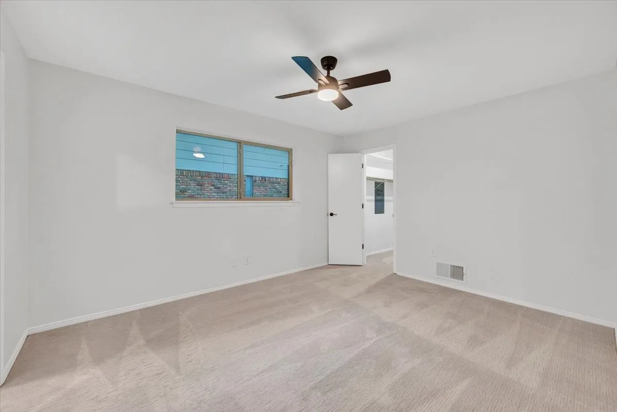 Single Family Residence For Sale in Collin County , 2801 W Aspen Court, Plano, Texas 75075, 4 Bedroom, 3 Bathroom, 2 Garage spaces, 2,831 Sqft, built in 1975, mls#21375603, Real Estate Agent in Plano, Homes For Sale in Collin county, Homes For Sale in Plano, Realtor in Plano Texas, Real Estate Brokerage Independent Realty Texas, Luminita Cordes Realtor