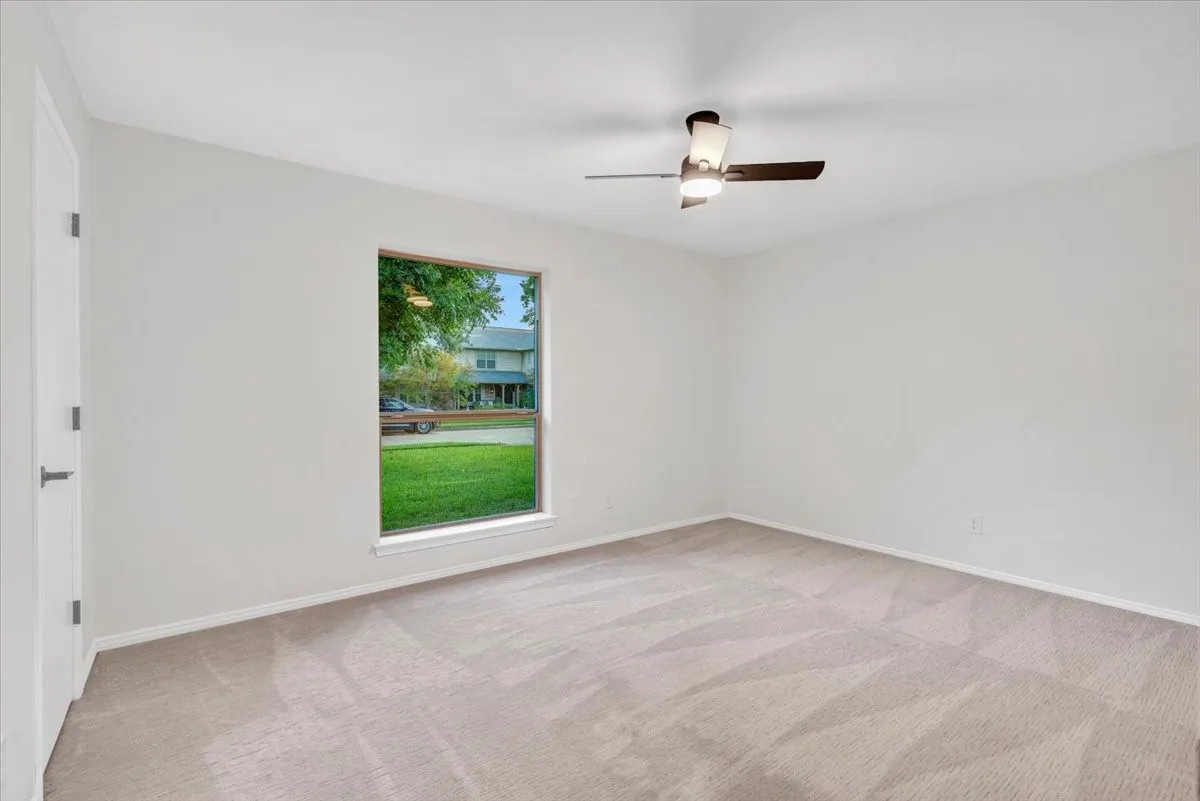 Single Family Residence For Sale in Collin County , 2801 W Aspen Court, Plano, Texas 75075, 4 Bedroom, 3 Bathroom, 2 Garage spaces, 2,831 Sqft, built in 1975, mls#21375603, Real Estate Agent in Plano, Homes For Sale in Collin county, Homes For Sale in Plano, Realtor in Plano Texas, Real Estate Brokerage Independent Realty Texas, Luminita Cordes Realtor