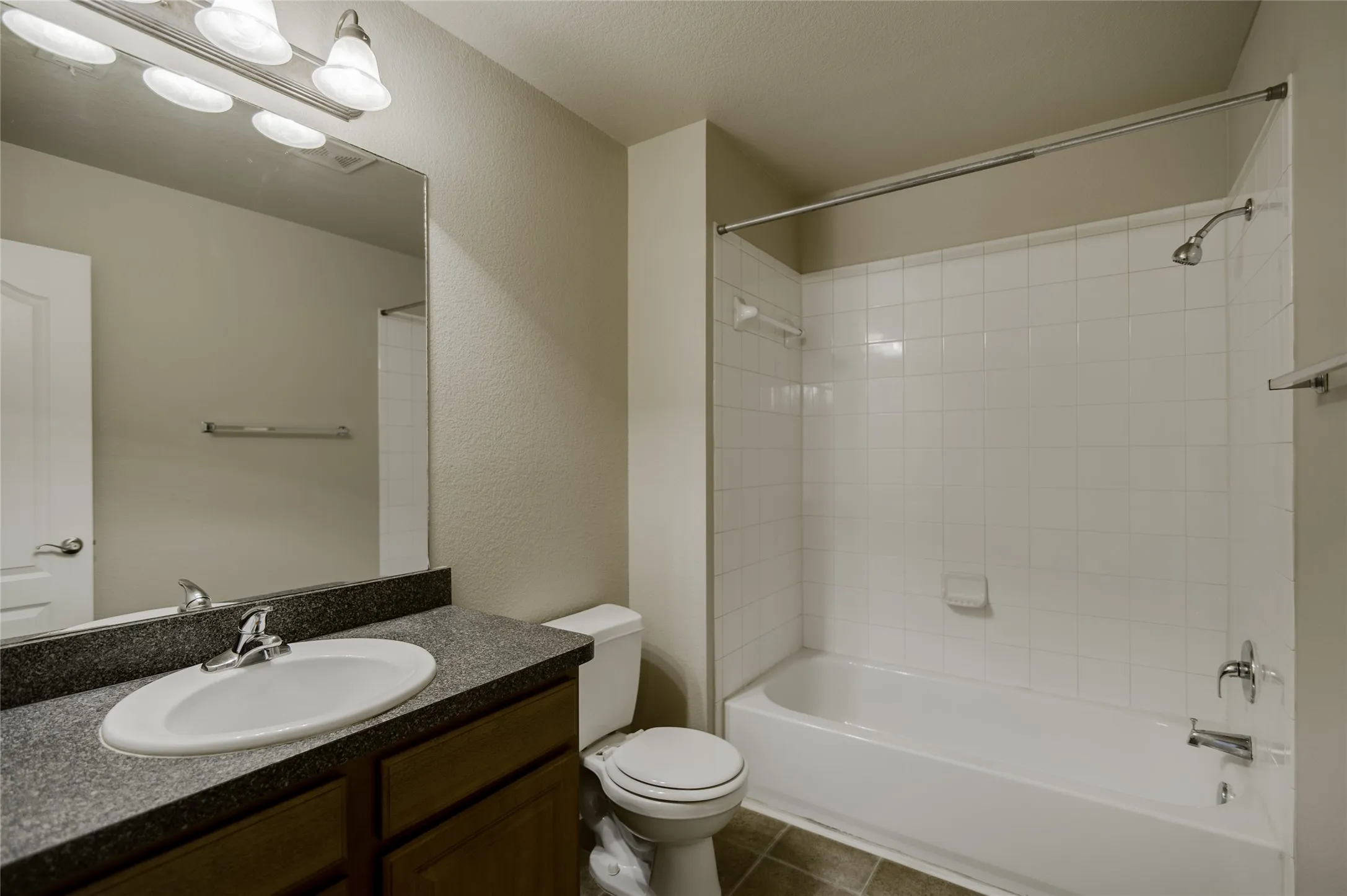 Duplex For Rent in Collin County , 706 Parkplace Ridge, Princeton, Texas 75407, 3 Bedroom, 3 Bathroom, 1 Garage spaces, 1,317 Sqft, built in 2009, mls#21375730, Real Estate Agent in Princeton, Homes For Rent in Collin county, Homes For Rent in Princeton, Realtor in Princeton Texas, Real Estate Brokerage Independent Realty Texas, Luminita Cordes Realtor