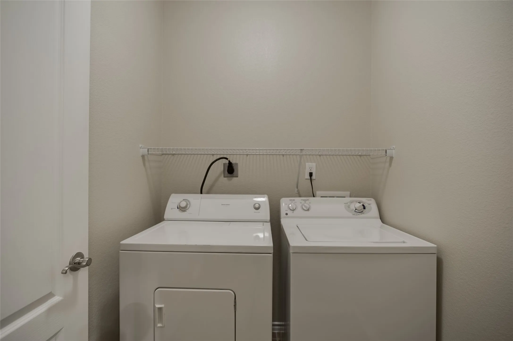 Duplex For Rent in Collin County , 706 Parkplace Ridge, Princeton, Texas 75407, 3 Bedroom, 3 Bathroom, 1 Garage spaces, 1,317 Sqft, built in 2009, mls#21375730, Real Estate Agent in Princeton, Homes For Rent in Collin county, Homes For Rent in Princeton, Realtor in Princeton Texas, Real Estate Brokerage Independent Realty Texas, Luminita Cordes Realtor