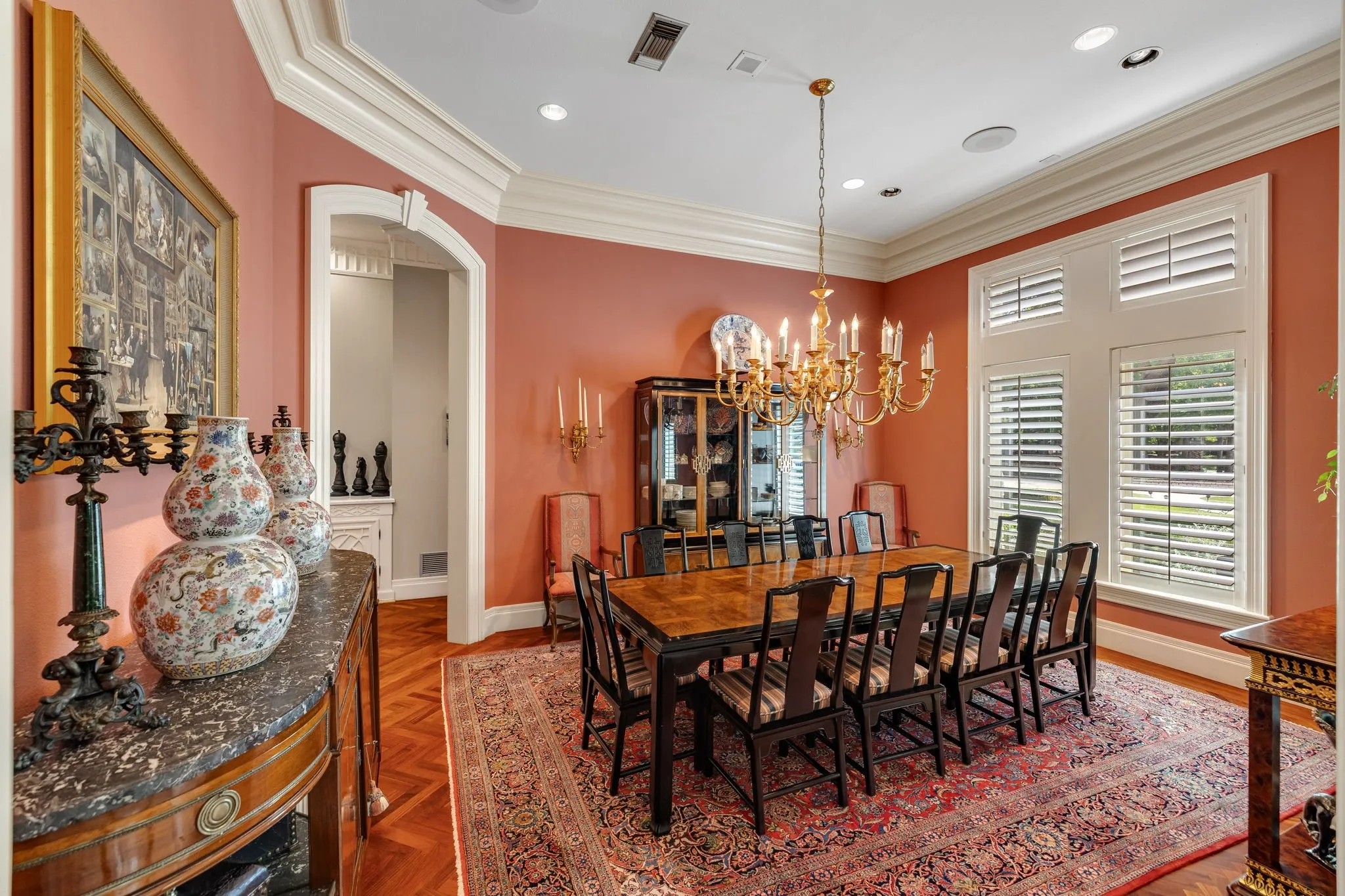 Single Family Residence For Sale in Tarrant County , 6704 Blair Court, Benbrook, Texas 76132, 4 Bedroom, 6 Bathroom, 5 Garage spaces, 9,275 Sqft, built in 1991, mls#21374264, Real Estate Agent in Benbrook, Homes For Sale in Tarrant county, Homes For Sale in Benbrook, Realtor in Benbrook Texas, Real Estate Brokerage Independent Realty Texas, Luminita Cordes Realtor