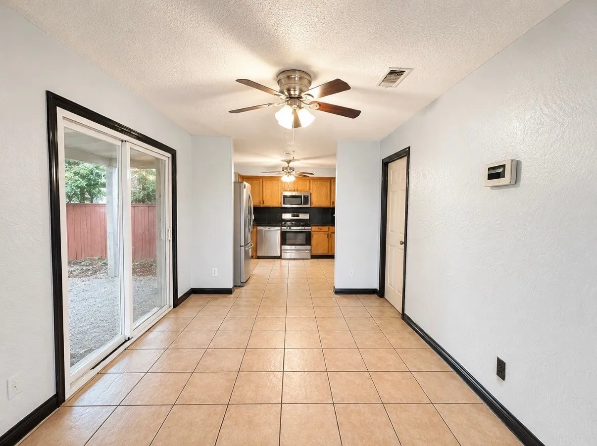 Single Family Residence For Sale in Tarrant County , 4408 Hunter Street, Haltom City, Texas 76117, 3 Bedroom, 2 Bathroom, 2 Garage spaces, 1,098 Sqft, built in 1963, mls#21375735, Real Estate Agent in Haltom City, Homes For Sale in Tarrant county, Homes For Sale in Haltom City, Realtor in Haltom City Texas, Real Estate Brokerage Independent Realty Texas, Luminita Cordes Realtor