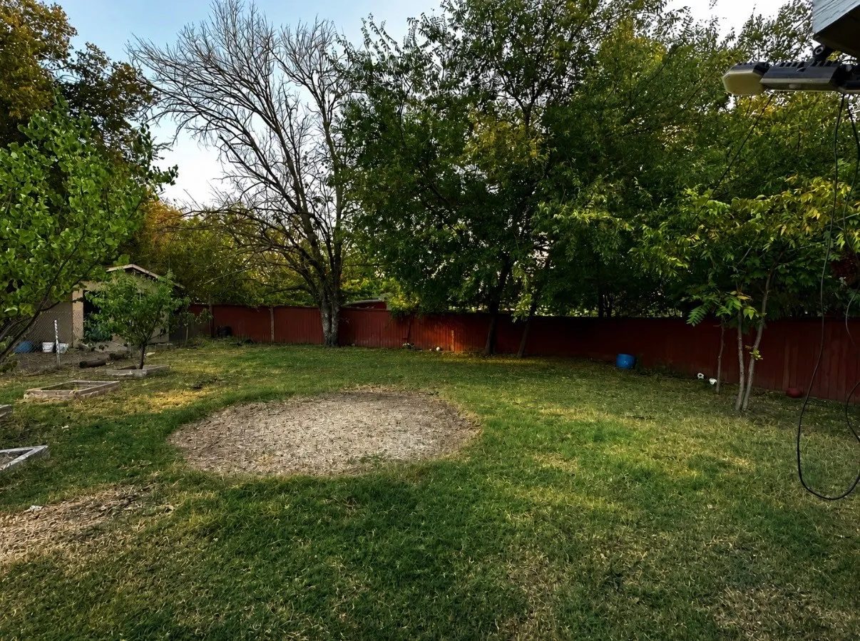 Single Family Residence For Sale in Tarrant County , 4408 Hunter Street, Haltom City, Texas 76117, 3 Bedroom, 2 Bathroom, 2 Garage spaces, 1,098 Sqft, built in 1963, mls#21375735, Real Estate Agent in Haltom City, Homes For Sale in Tarrant county, Homes For Sale in Haltom City, Realtor in Haltom City Texas, Real Estate Brokerage Independent Realty Texas, Luminita Cordes Realtor