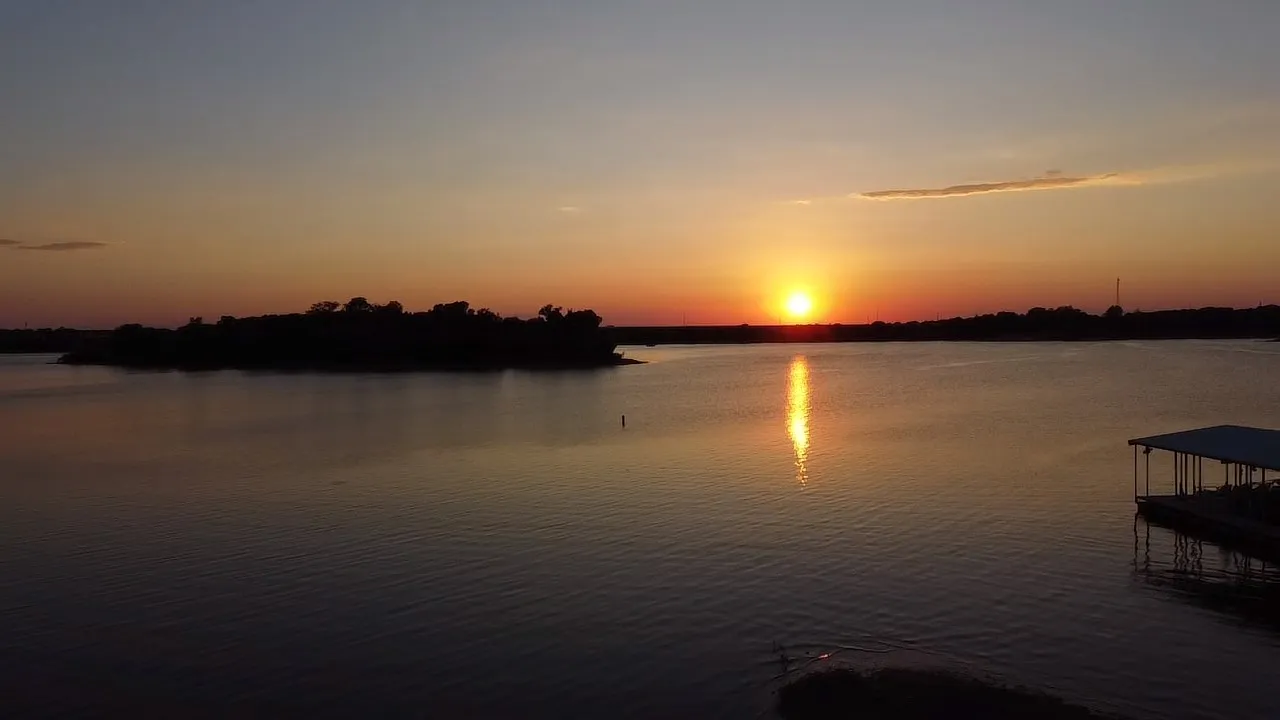 How would you like to walk along the waters edge and take this in every night?