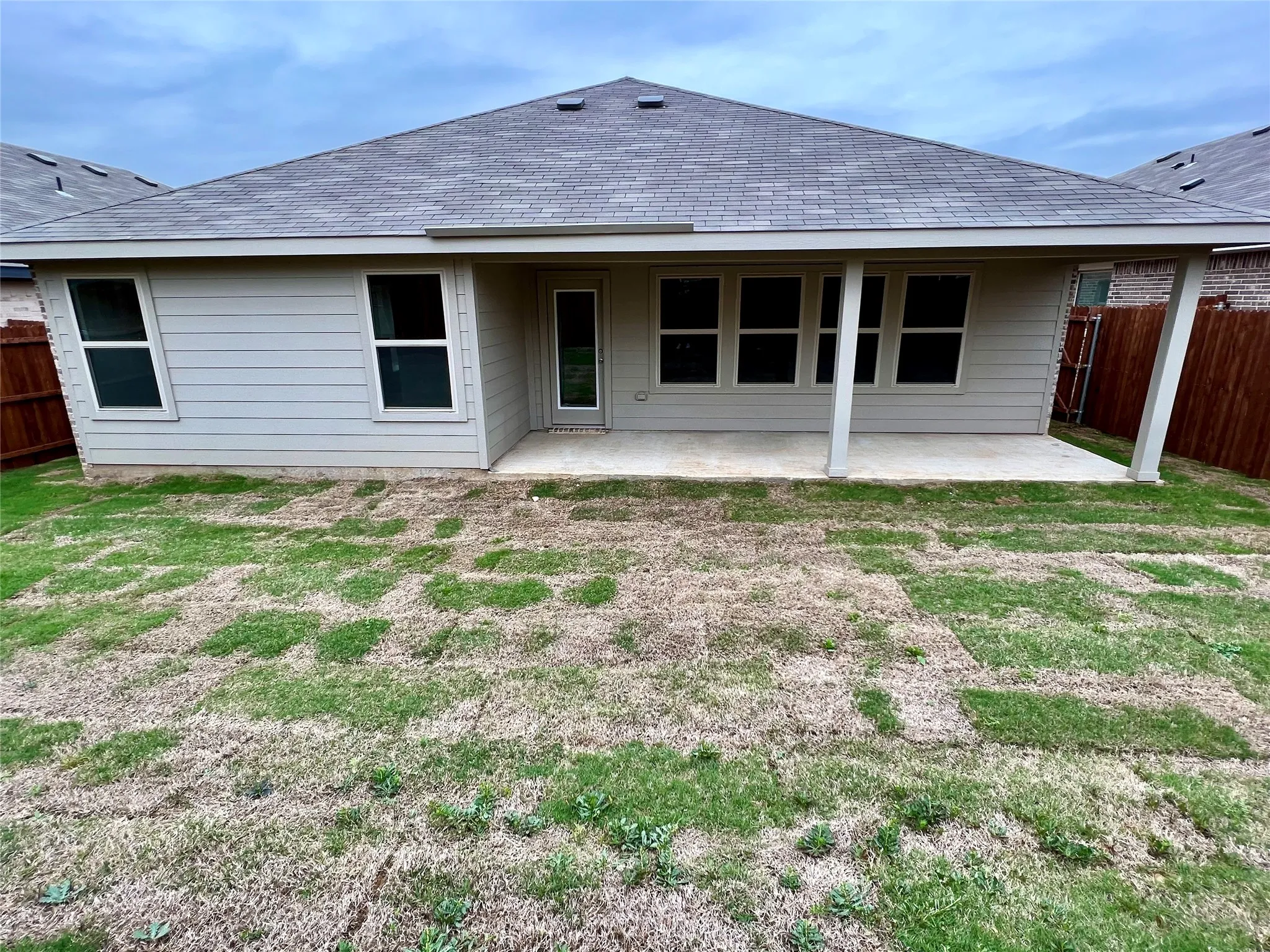 Single Family Residence For Rent in Tarrant County , 3504 Tahiti Lane, Fort Worth, Texas 76123, 4 Bedroom, 2 Bathroom, 2 Garage spaces, 1,951 Sqft, built in 2023, mls#21375739, Real Estate Agent in Fort Worth, Homes For Rent in Tarrant county, Homes For Rent in Fort Worth, Realtor in Fort Worth Texas, Real Estate Brokerage Independent Realty Texas, Luminita Cordes Realtor