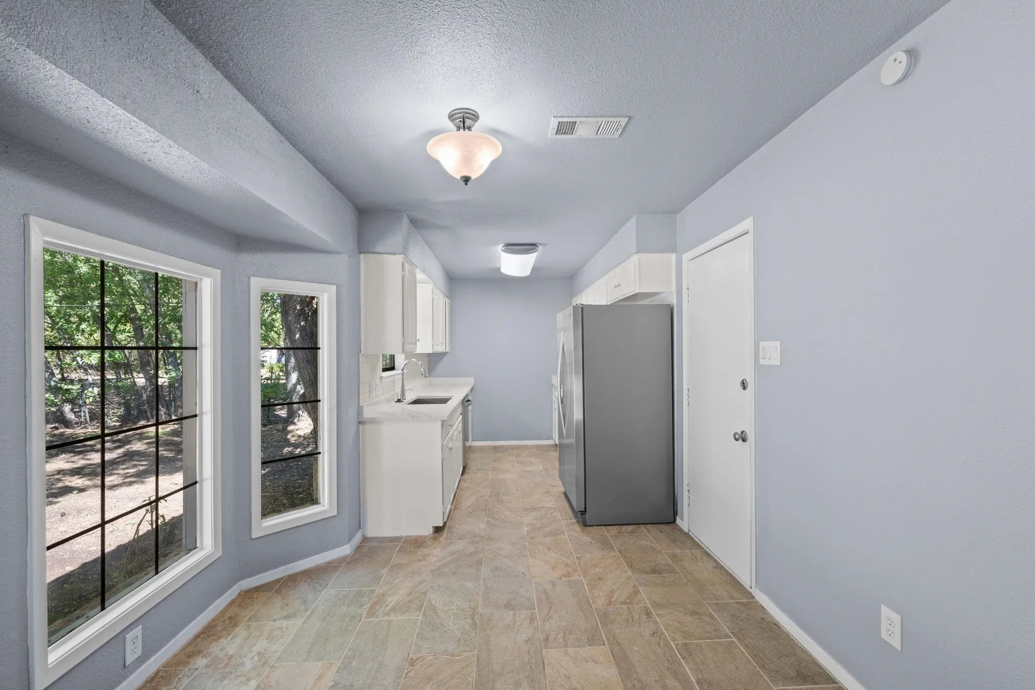 Single Family Residence For Rent in Hood County , 1729 W Doyle Street, Granbury, Texas 76048, 3 Bedroom, 2 Bathroom, 2 Garage spaces, 1,203 Sqft, built in 1985, mls#21375720, Real Estate Agent in Granbury, Homes For Rent in Hood county, Homes For Rent in Granbury, Realtor in Granbury Texas, Real Estate Brokerage Independent Realty Texas, Luminita Cordes Realtor