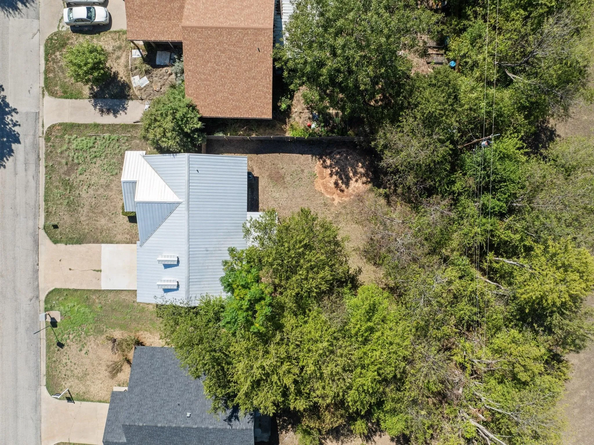 Single Family Residence For Rent in Hood County , 1729 W Doyle Street, Granbury, Texas 76048, 3 Bedroom, 2 Bathroom, 2 Garage spaces, 1,203 Sqft, built in 1985, mls#21375720, Real Estate Agent in Granbury, Homes For Rent in Hood county, Homes For Rent in Granbury, Realtor in Granbury Texas, Real Estate Brokerage Independent Realty Texas, Luminita Cordes Realtor