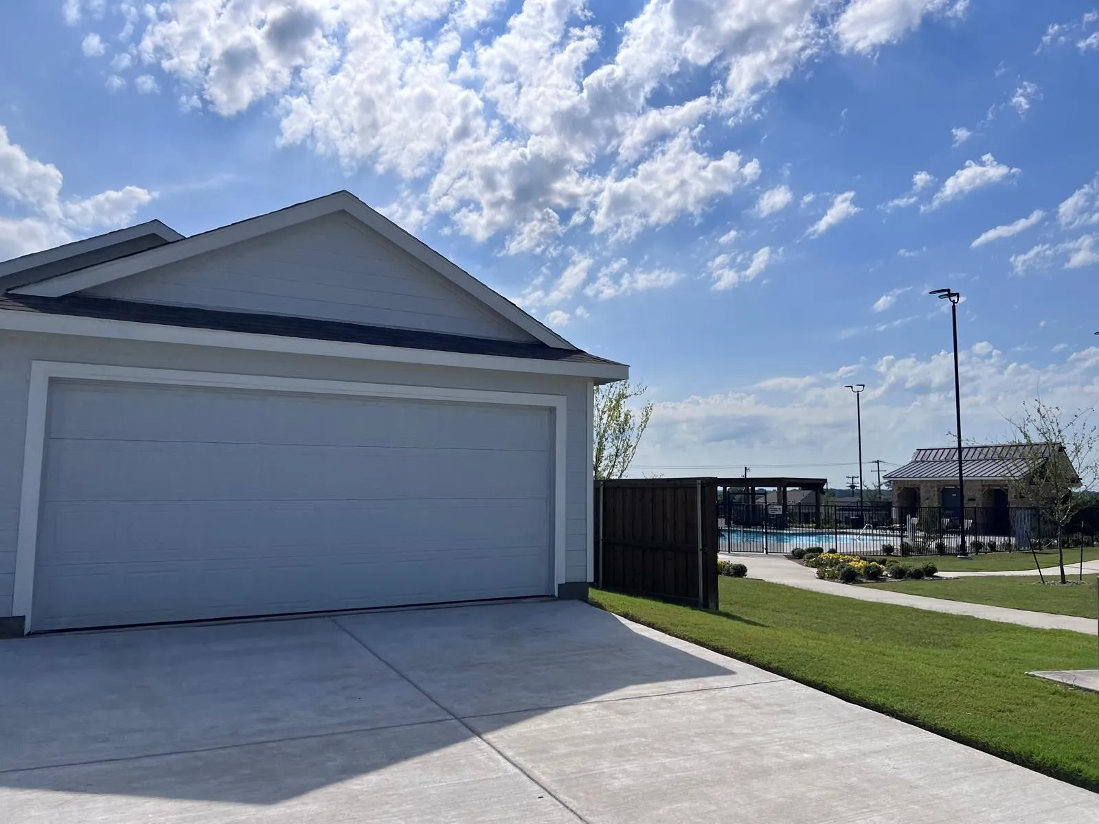 Single Family Residence For Rent in Grayson County , 3927 Ontario Way, Sherman, Texas 75090, 3 Bedroom, 2 Bathroom, 2 Garage spaces, 1,411 Sqft, built in 2026, mls#21375744, Real Estate Agent in Sherman, Homes For Rent in Grayson county, Homes For Rent in Sherman, Realtor in Sherman Texas, Real Estate Brokerage Independent Realty Texas, Luminita Cordes Realtor