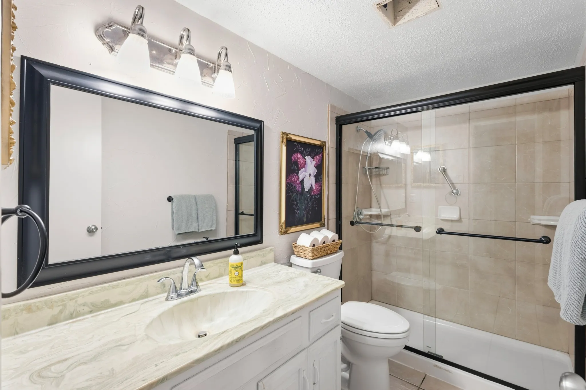 Single Family Residence For Sale in Collin County , 3309 E Park Boulevard, Plano, Texas 75074, 4 Bedroom, 3 Bathroom, 2 Garage spaces, 2,412 Sqft, built in 1976, mls#21375732, Real Estate Agent in Plano, Homes For Sale in Collin county, Homes For Sale in Plano, Realtor in Plano Texas, Real Estate Brokerage Independent Realty Texas, Luminita Cordes Realtor