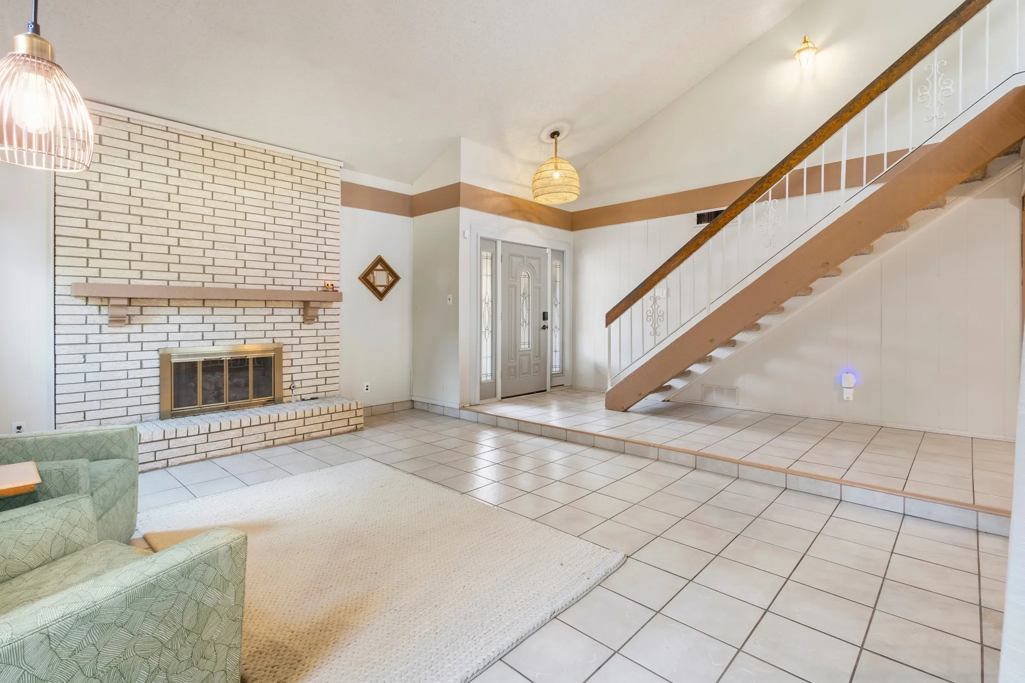 Single Family Residence For Sale in Collin County , 3309 E Park Boulevard, Plano, Texas 75074, 4 Bedroom, 3 Bathroom, 2 Garage spaces, 2,412 Sqft, built in 1976, mls#21375732, Real Estate Agent in Plano, Homes For Sale in Collin county, Homes For Sale in Plano, Realtor in Plano Texas, Real Estate Brokerage Independent Realty Texas, Luminita Cordes Realtor