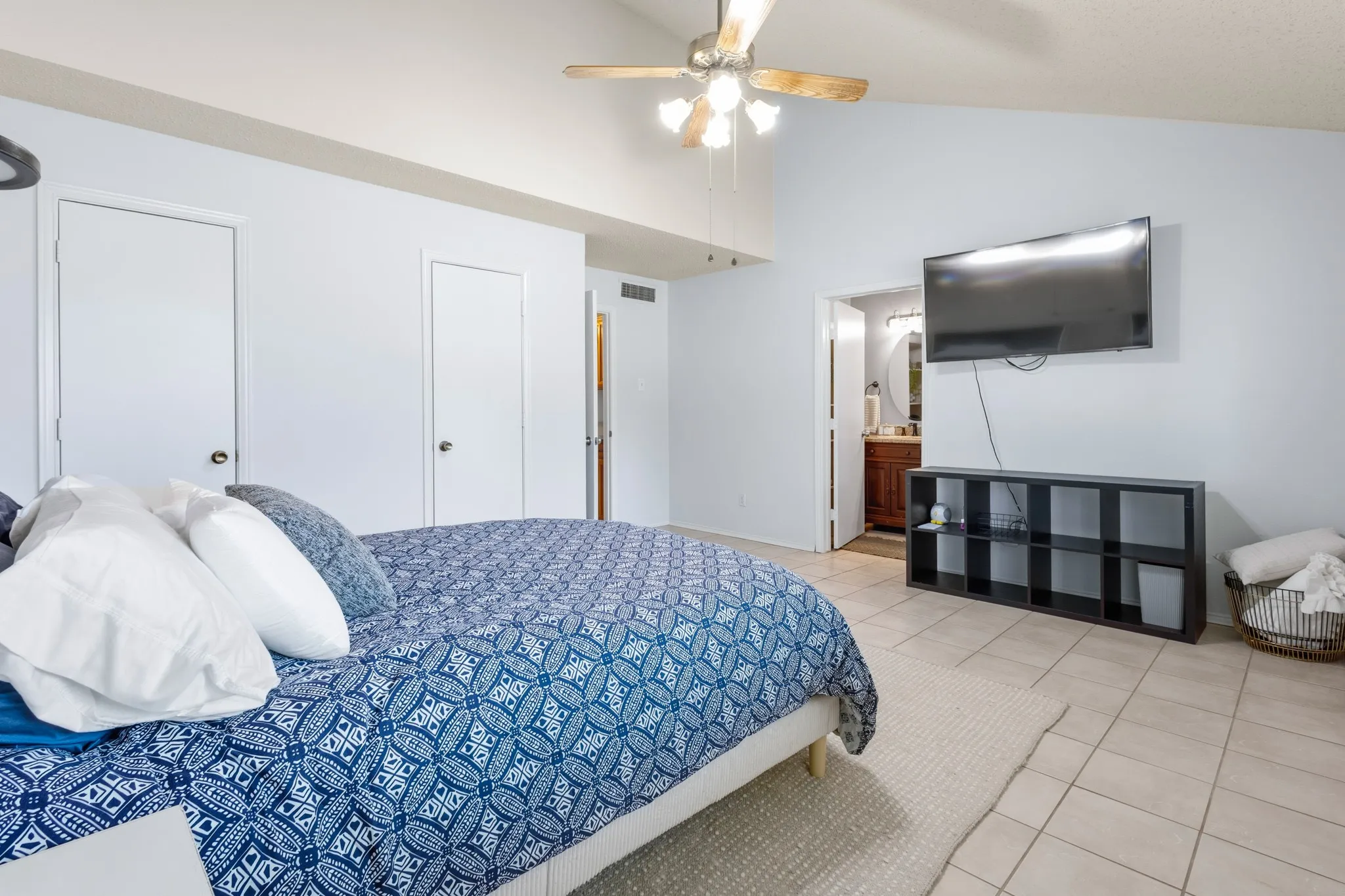 Single Family Residence For Sale in Collin County , 3309 E Park Boulevard, Plano, Texas 75074, 4 Bedroom, 3 Bathroom, 2 Garage spaces, 2,412 Sqft, built in 1976, mls#21375732, Real Estate Agent in Plano, Homes For Sale in Collin county, Homes For Sale in Plano, Realtor in Plano Texas, Real Estate Brokerage Independent Realty Texas, Luminita Cordes Realtor