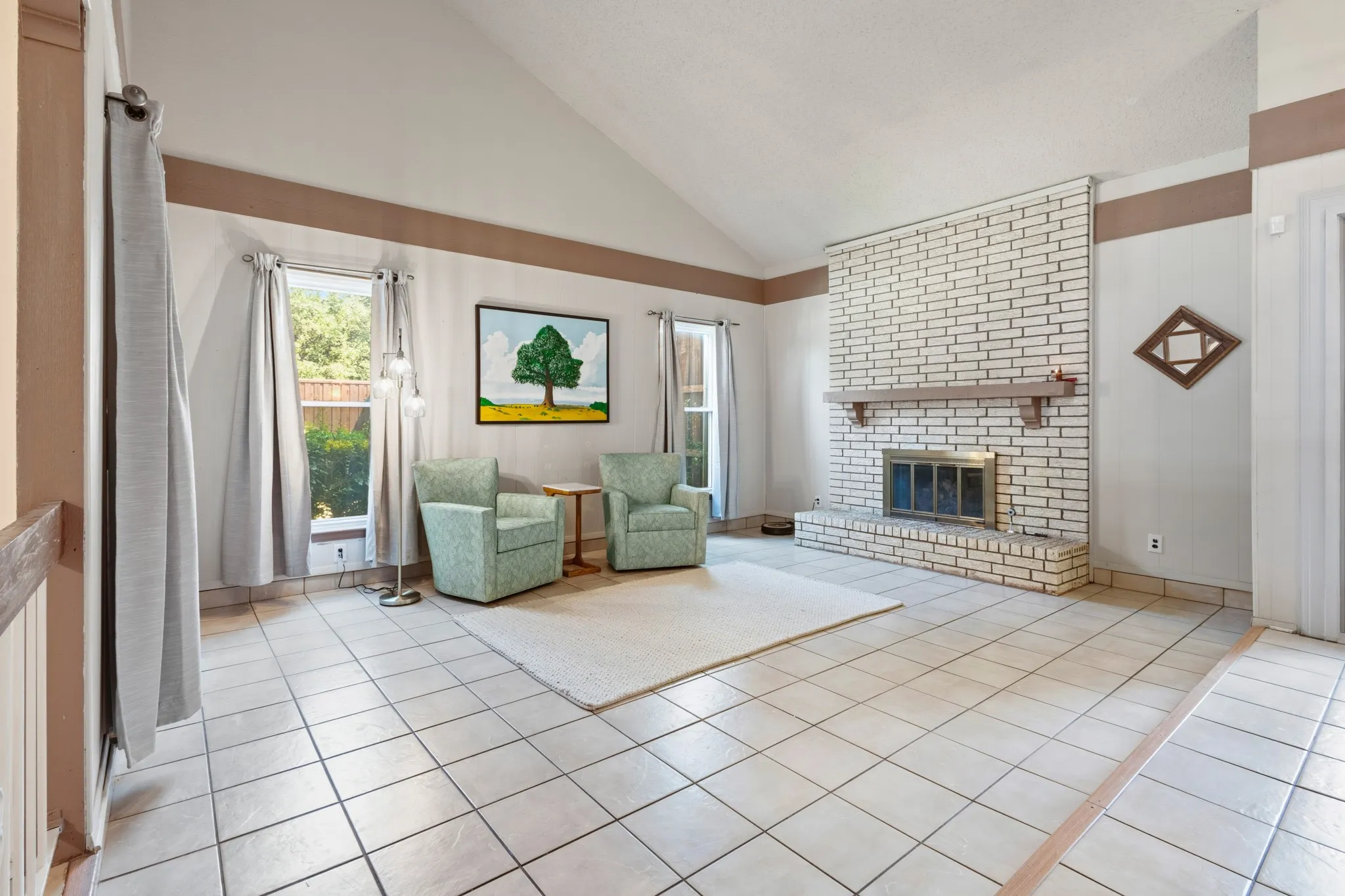 Single Family Residence For Sale in Collin County , 3309 E Park Boulevard, Plano, Texas 75074, 4 Bedroom, 3 Bathroom, 2 Garage spaces, 2,412 Sqft, built in 1976, mls#21375732, Real Estate Agent in Plano, Homes For Sale in Collin county, Homes For Sale in Plano, Realtor in Plano Texas, Real Estate Brokerage Independent Realty Texas, Luminita Cordes Realtor